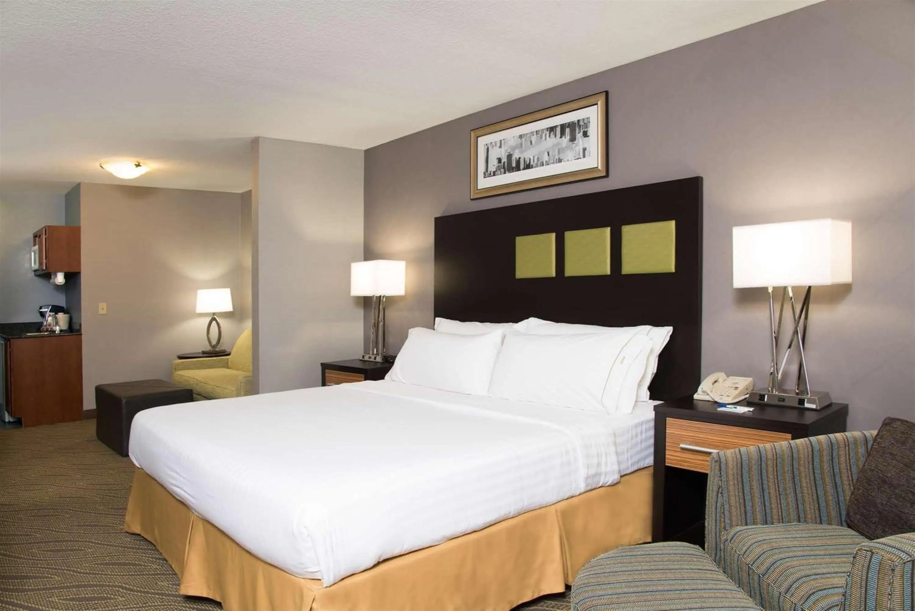 Photo of the whole room, Bed in Holiday Inn Express & Suites Danville by IHG