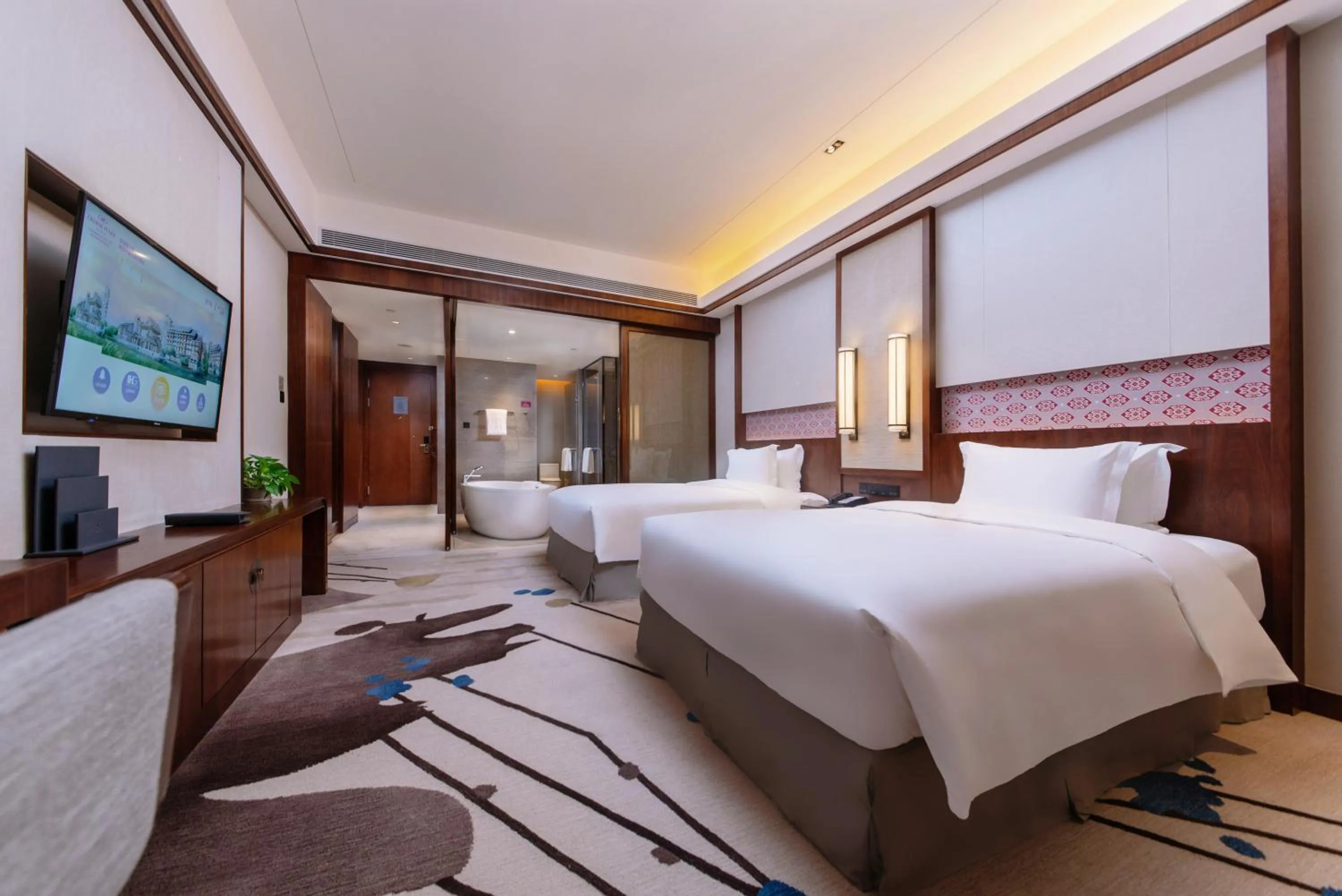 Photo of the whole room, Bed in Howard Johnson Neodalle Resort Zhangjiajie