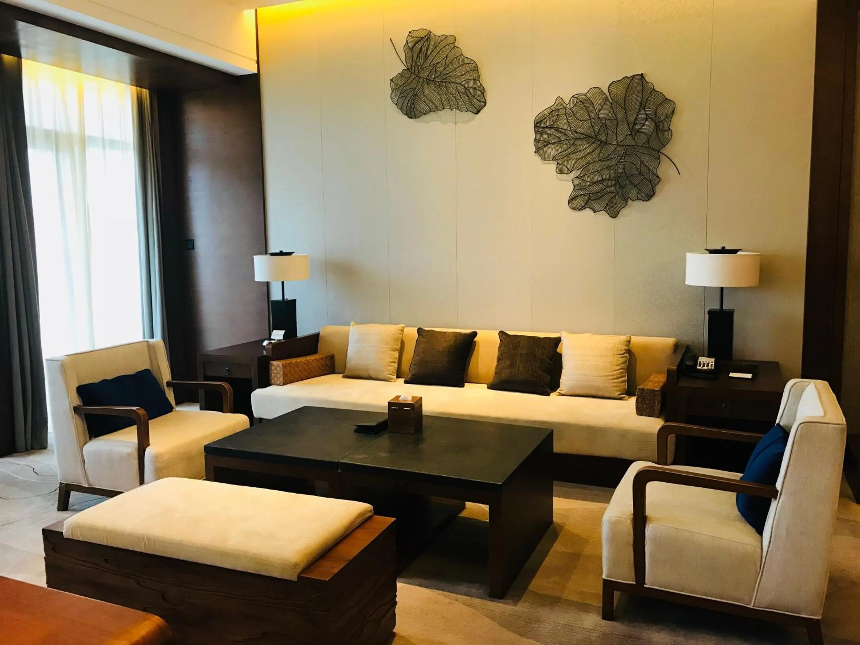 Photo of the whole room in Howard Johnson Neodalle Resort Zhangjiajie