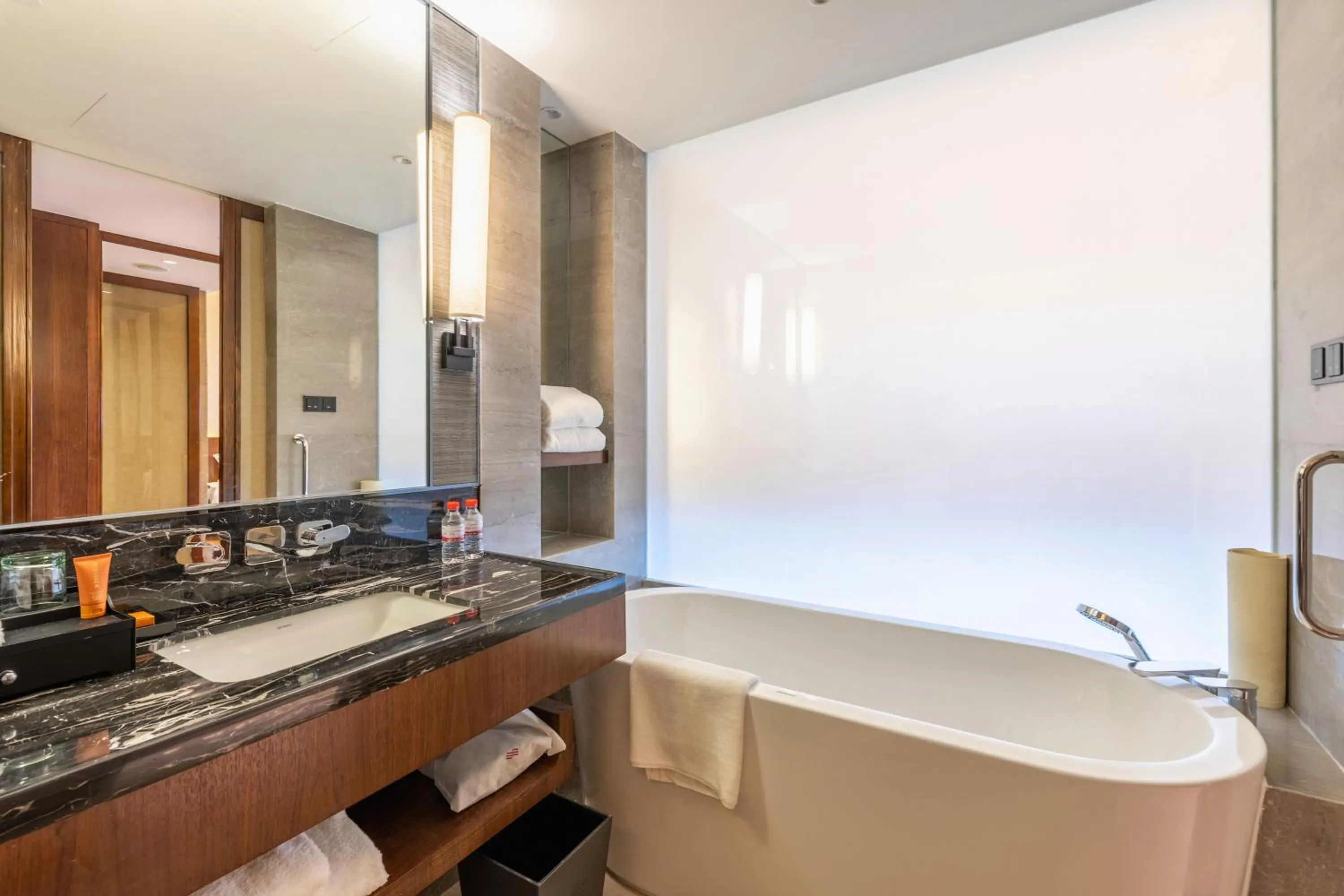 Bathroom in Howard Johnson Neodalle Resort Zhangjiajie