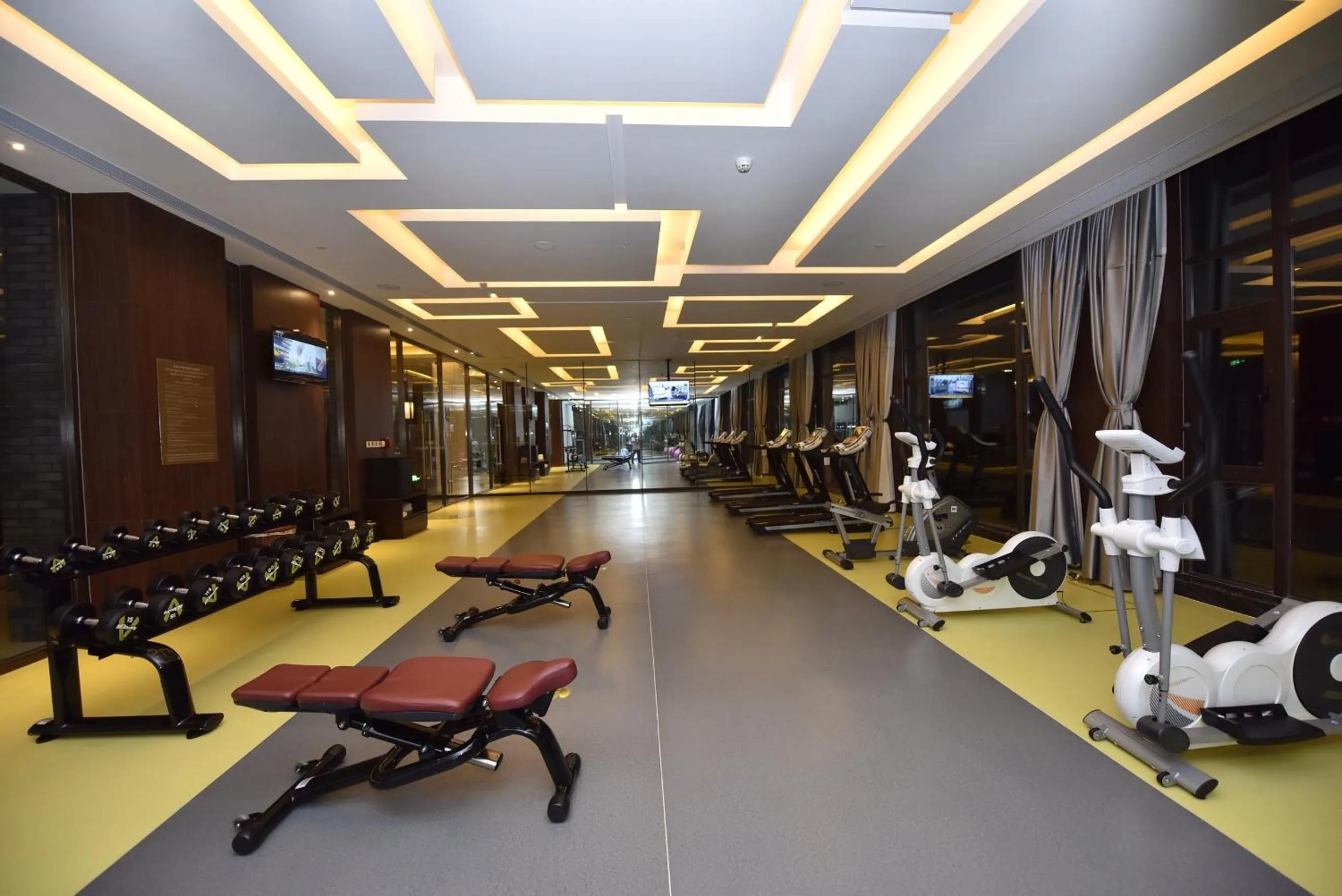 Fitness centre/facilities in Howard Johnson Neodalle Resort Zhangjiajie