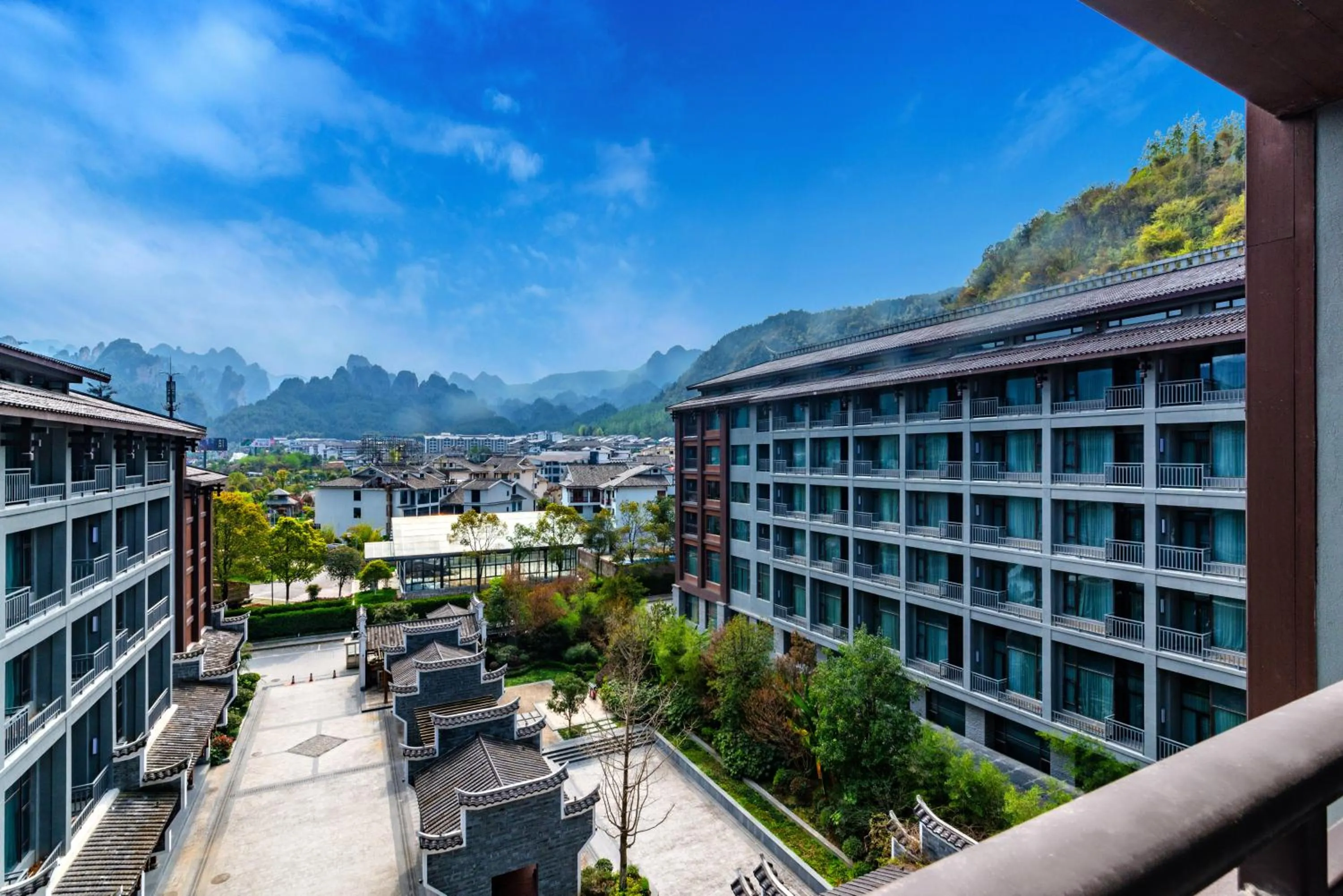 Garden in Howard Johnson Neodalle Resort Zhangjiajie