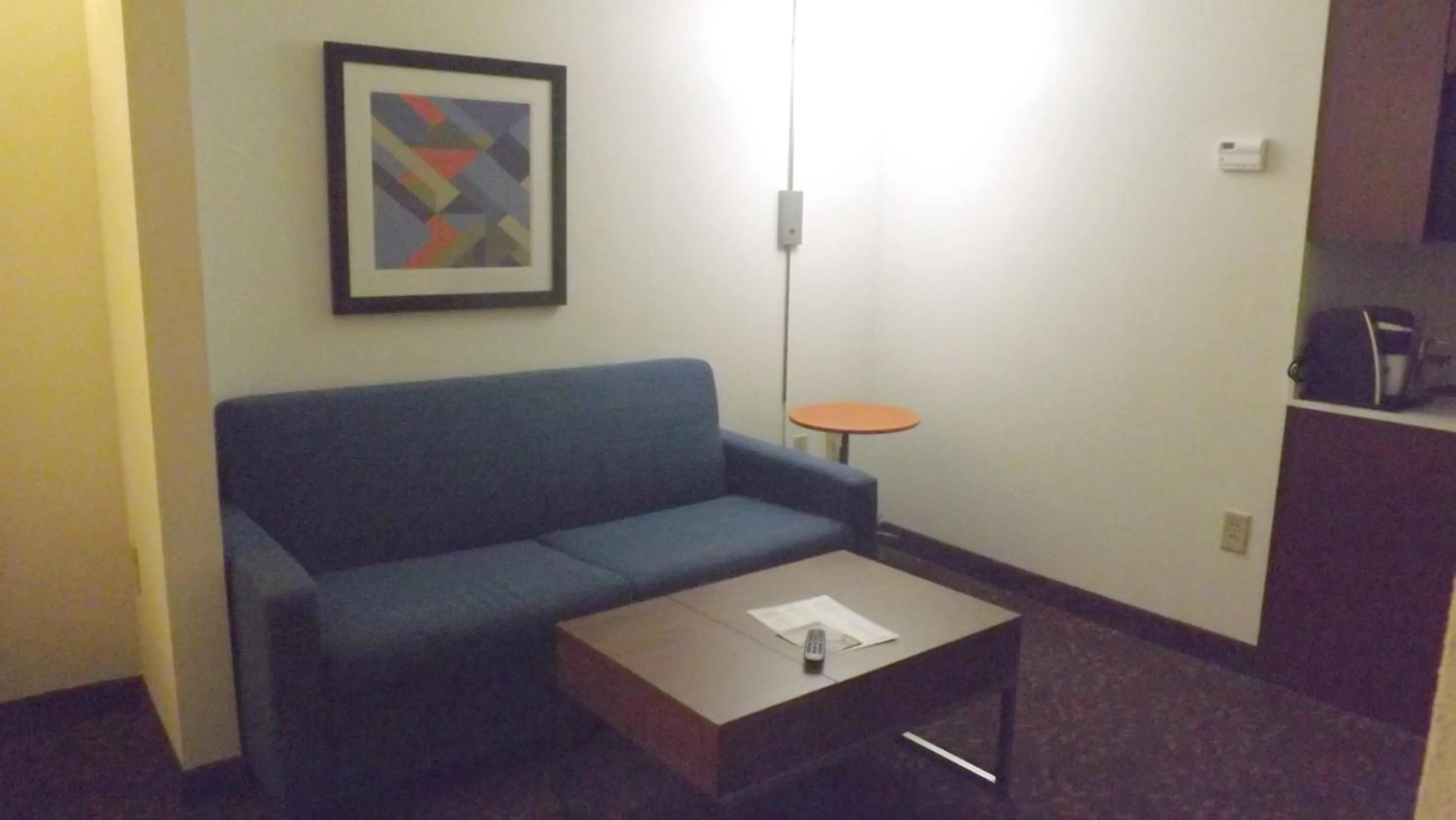Photo of the whole room in Holiday Inn Express & Suites Dyersburg by IHG