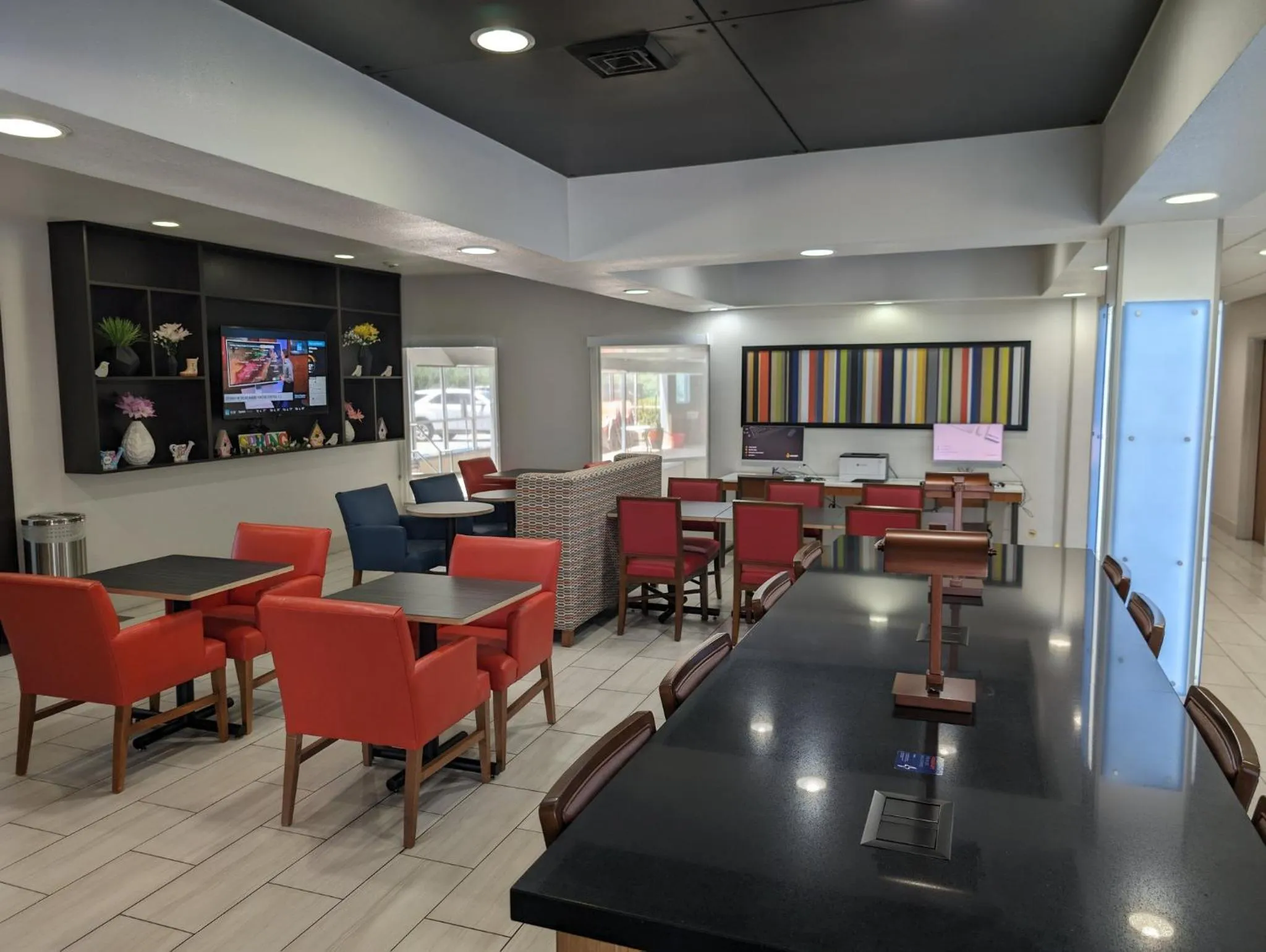 Breakfast in Holiday Inn Express & Suites - El Dorado by IHG