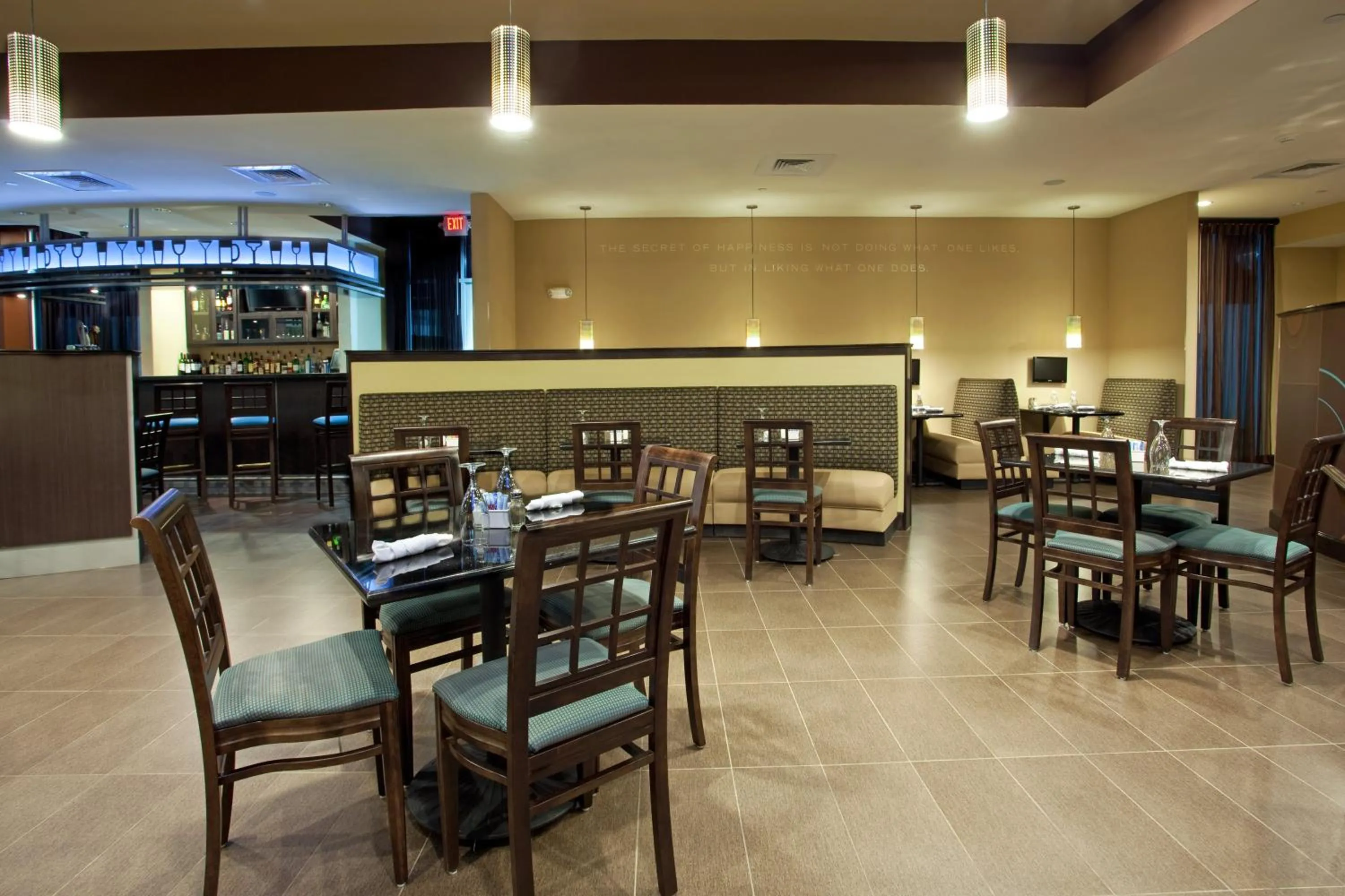 Restaurant/places to eat in Holiday Inn Hammond by IHG