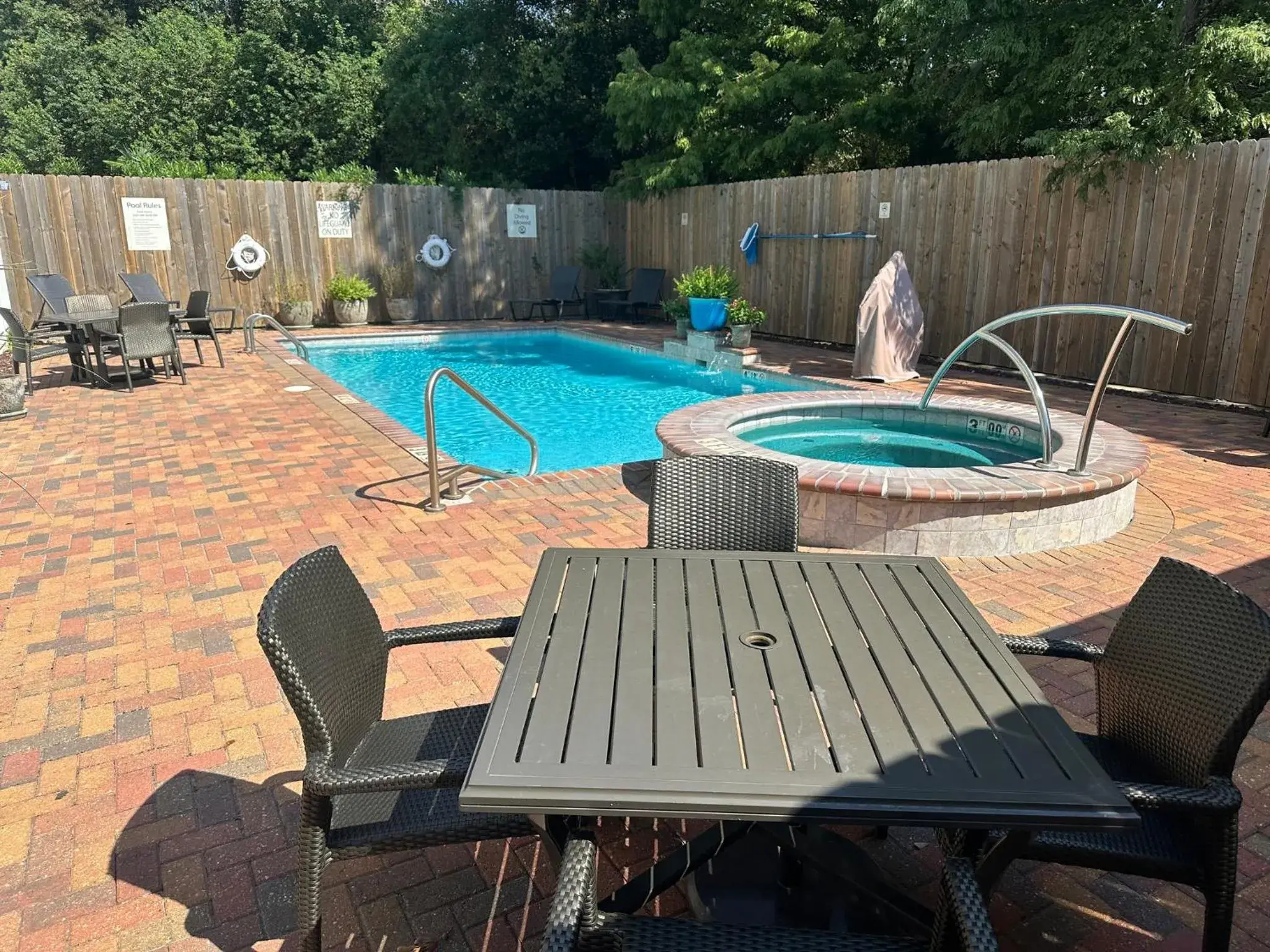 Swimming pool in Holiday Inn Hammond by IHG Swimming pool in Holiday Inn Hammond by IHG