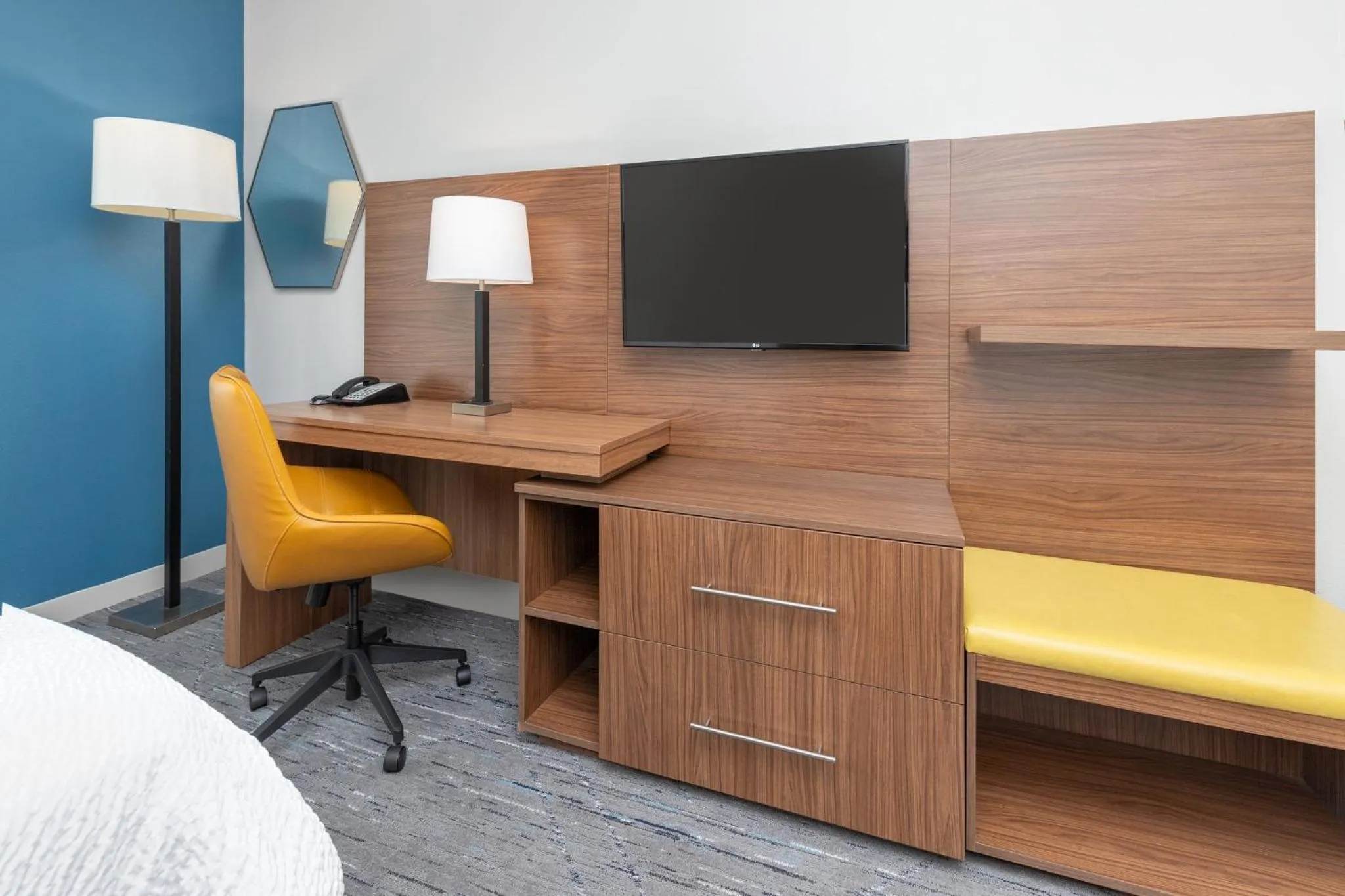 Photo of the whole room in Holiday Inn Express & Suites Houston S - Medical Ctr Area by IHG