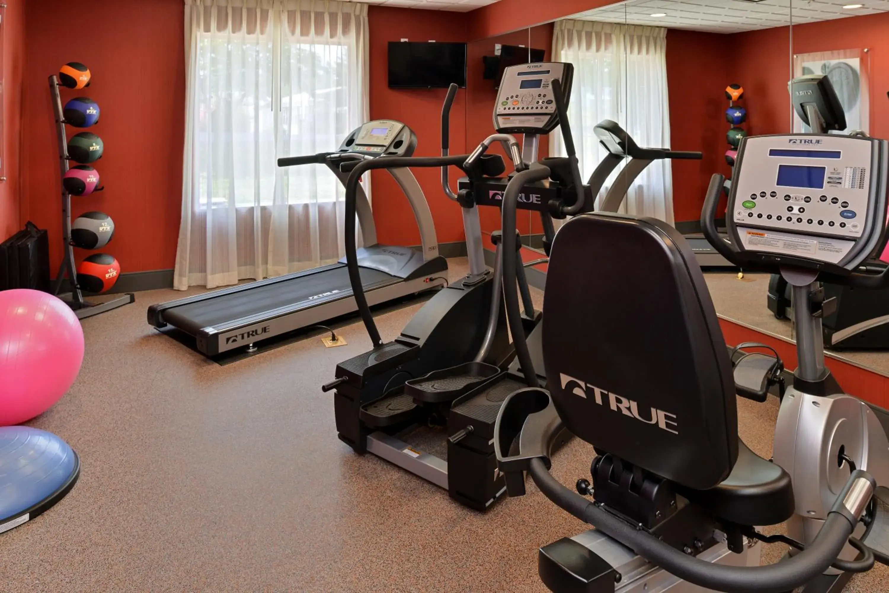 Spa and wellness centre/facilities in Holiday Inn Express & Suites Ironton by IHG Spa and wellness centre/facilities in Holiday Inn Express & Suites Ironton by IHG