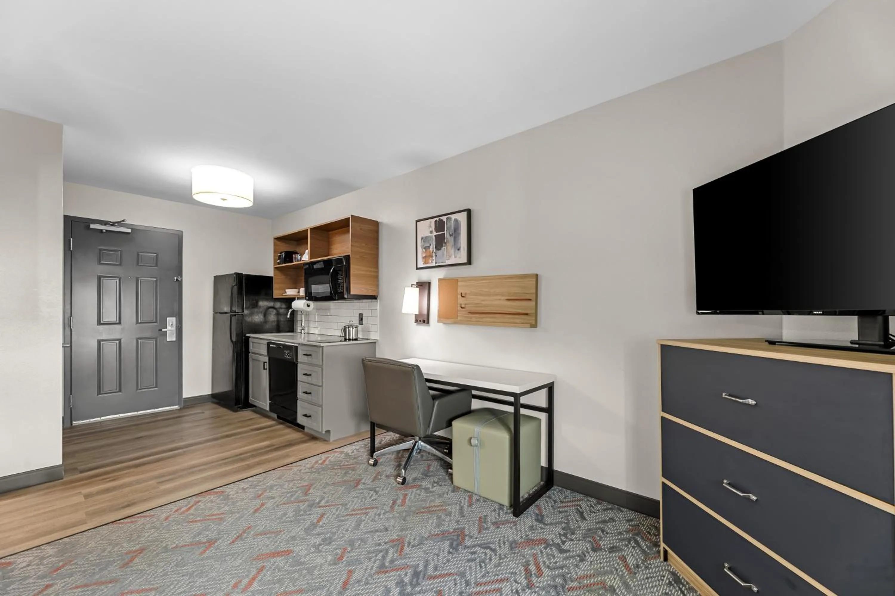 Candlewood Suites Flowood, MS by IHG