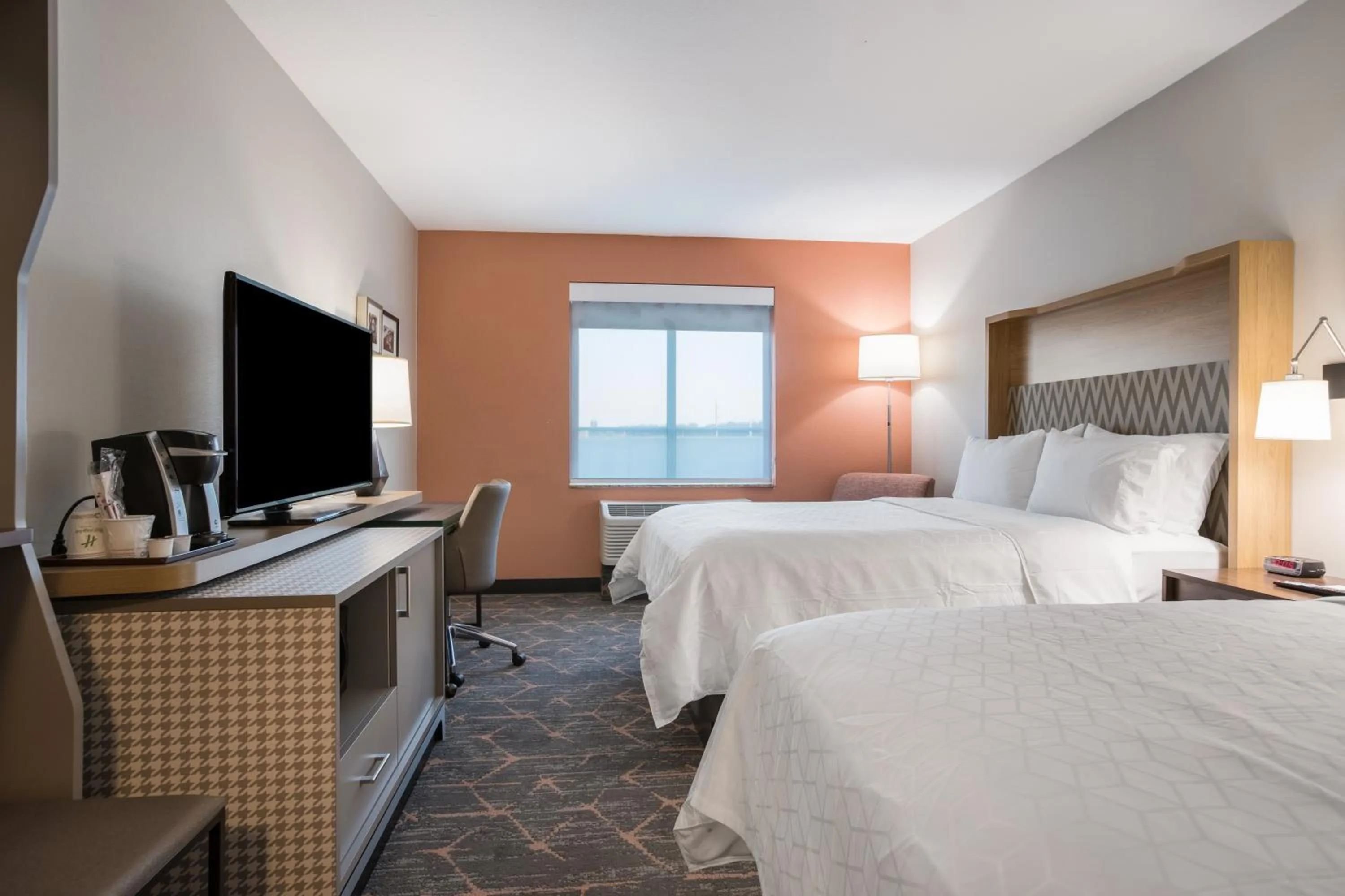 Photo of the whole room in Holiday Inn Jackson NW - Airport Road by IHG