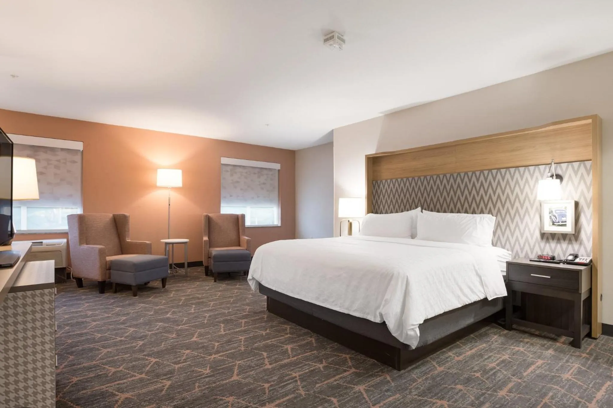 Photo of the whole room in Holiday Inn Jackson NW - Airport Road by IHG