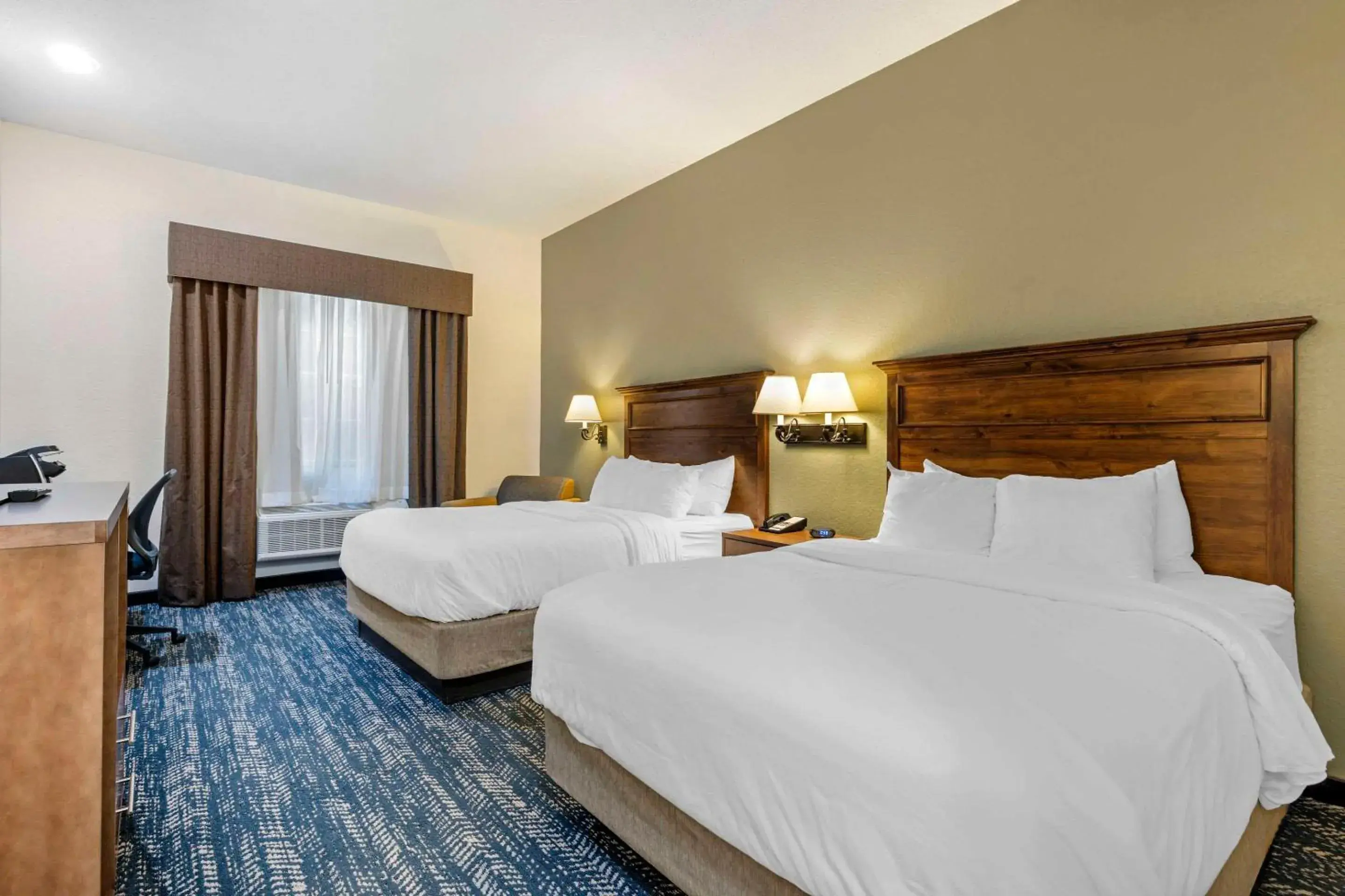 Bedroom, Bed in Comfort Inn & Suites Mt Rushmore Bedroom, Bed in Comfort Inn & Suites Mt Rushmore