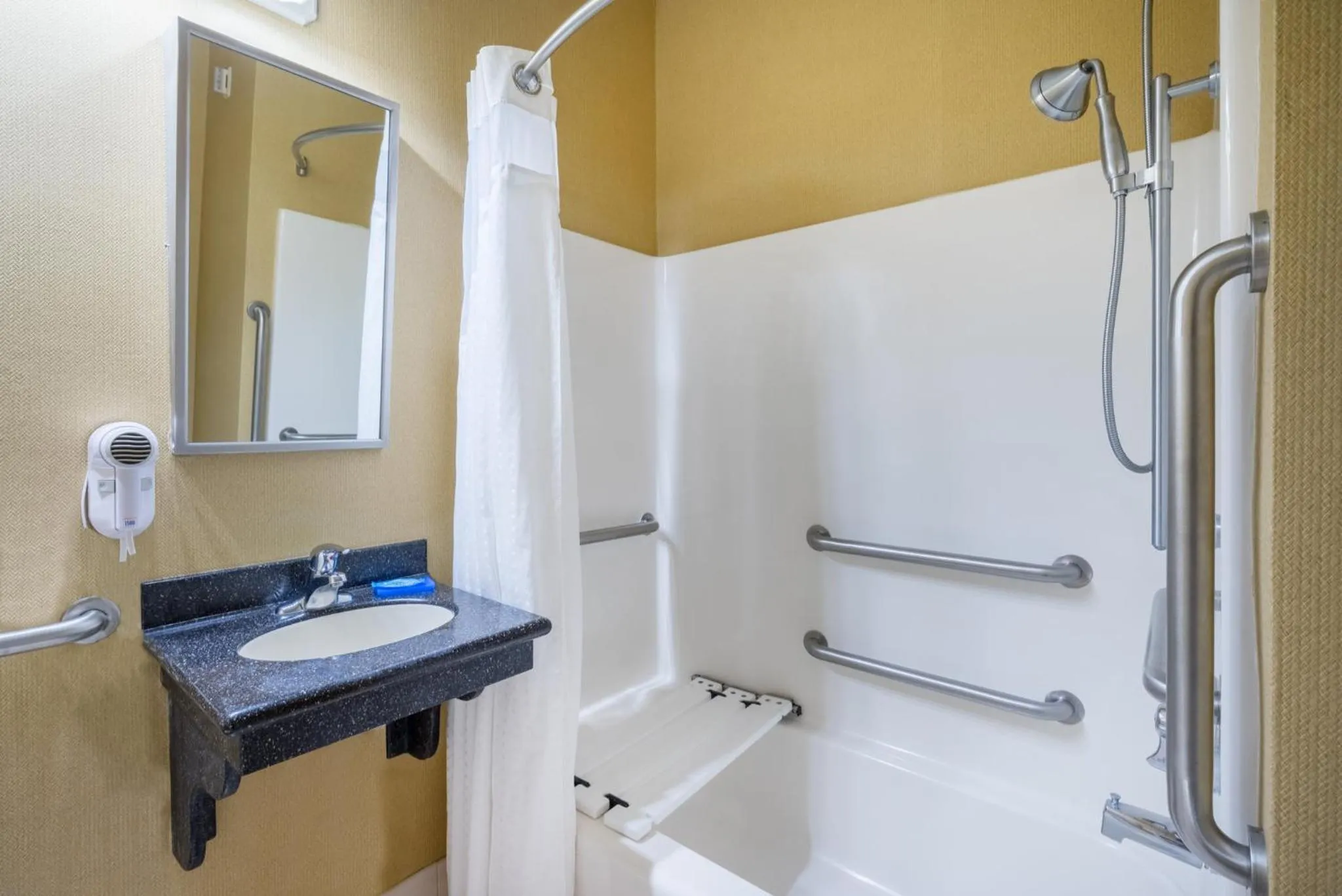 Bathroom in Holiday Inn Express Annapolis East-Kent Island by IHG