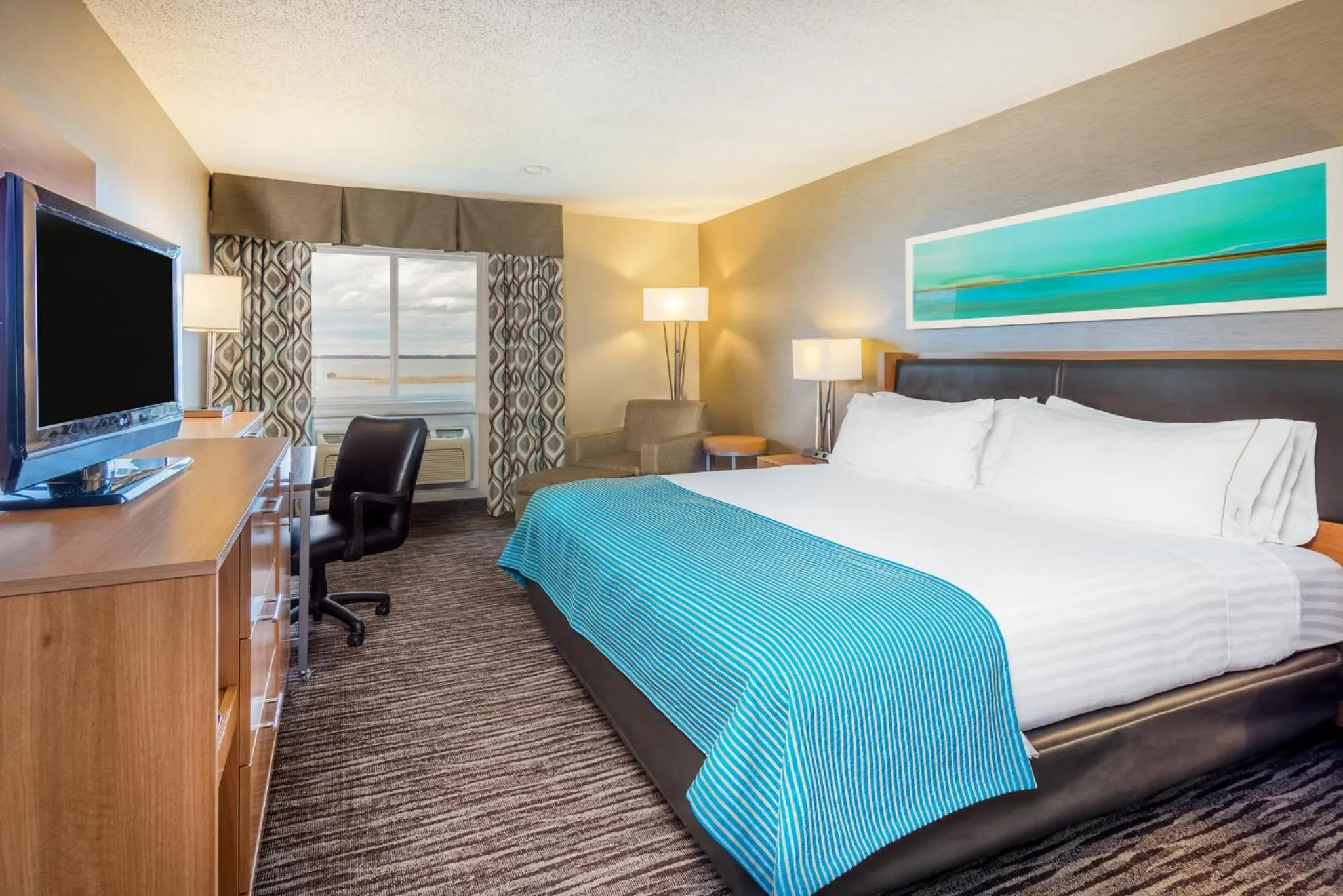 Photo of the whole room, Bed in Holiday Inn Express Annapolis East-Kent Island by IHG