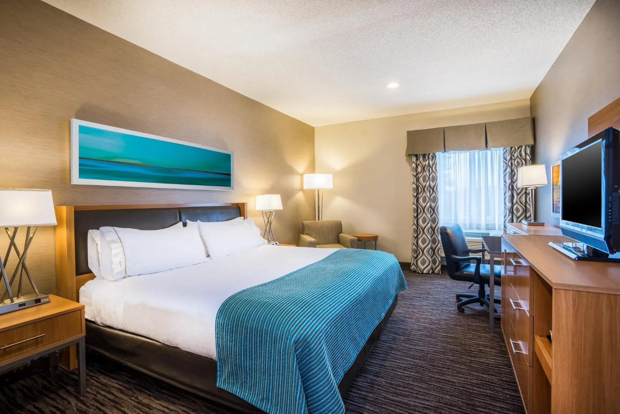 Photo of the whole room, Bed in Holiday Inn Express Annapolis East-Kent Island by IHG
