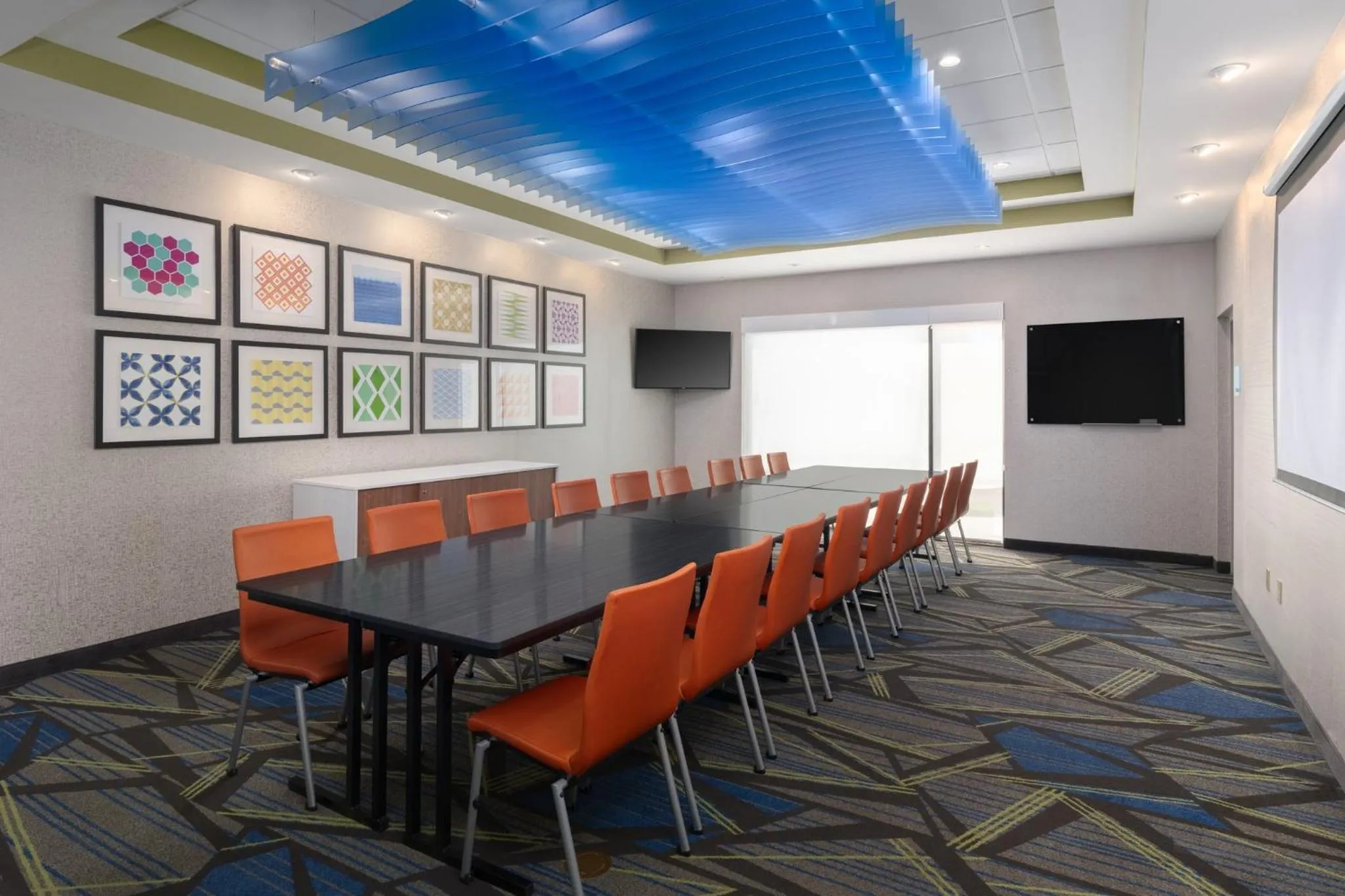 Meeting/conference room in Holiday Inn Express & Suites Lakeland South by IHG
