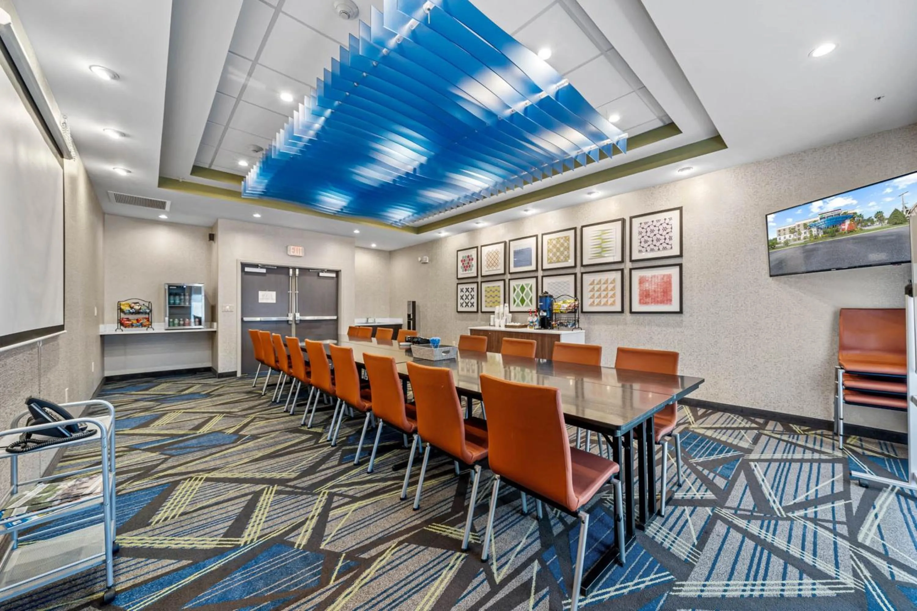 Meeting/conference room in Holiday Inn Express & Suites Lakeland South by IHG