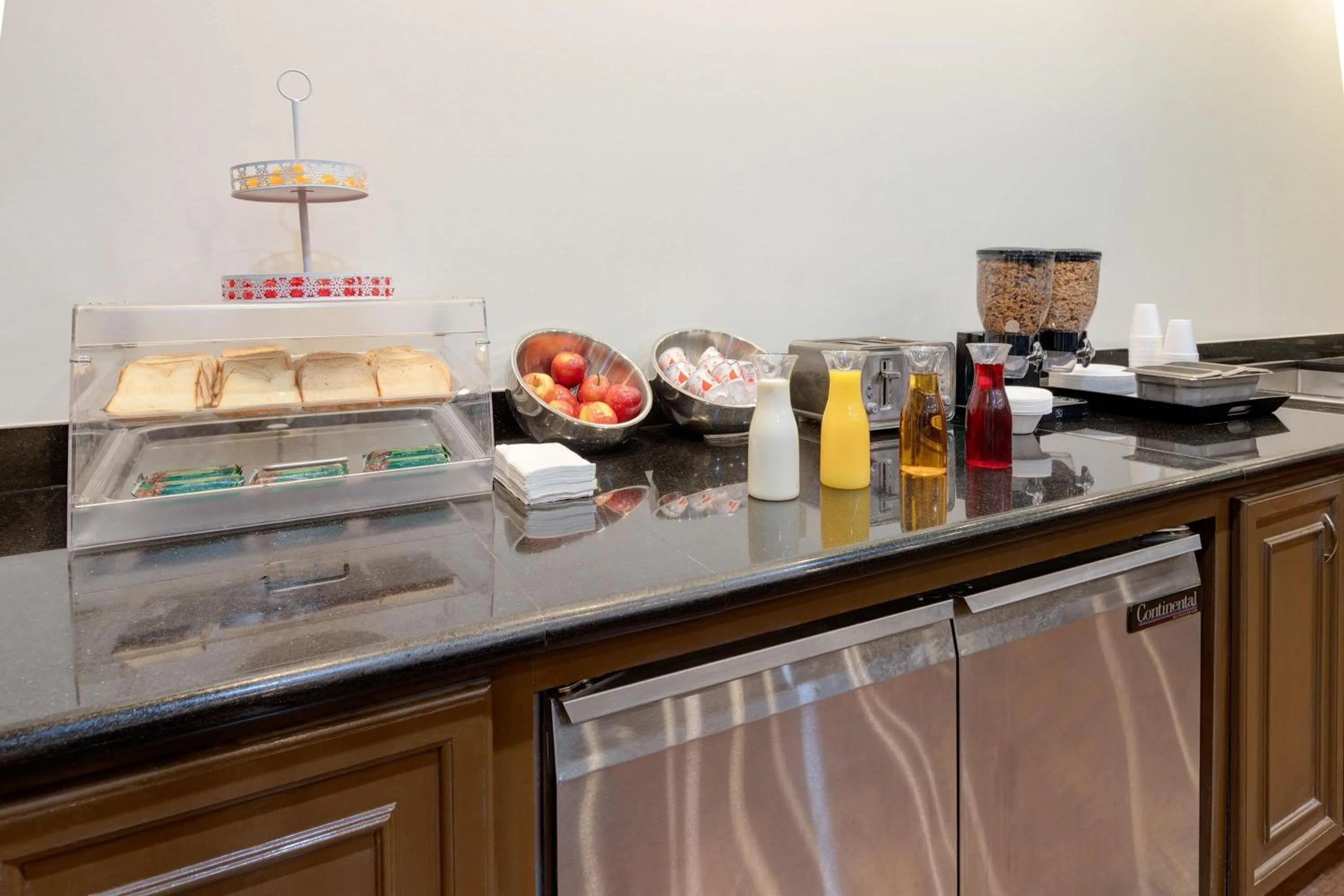 Breakfast in Wyndham Lake Charles