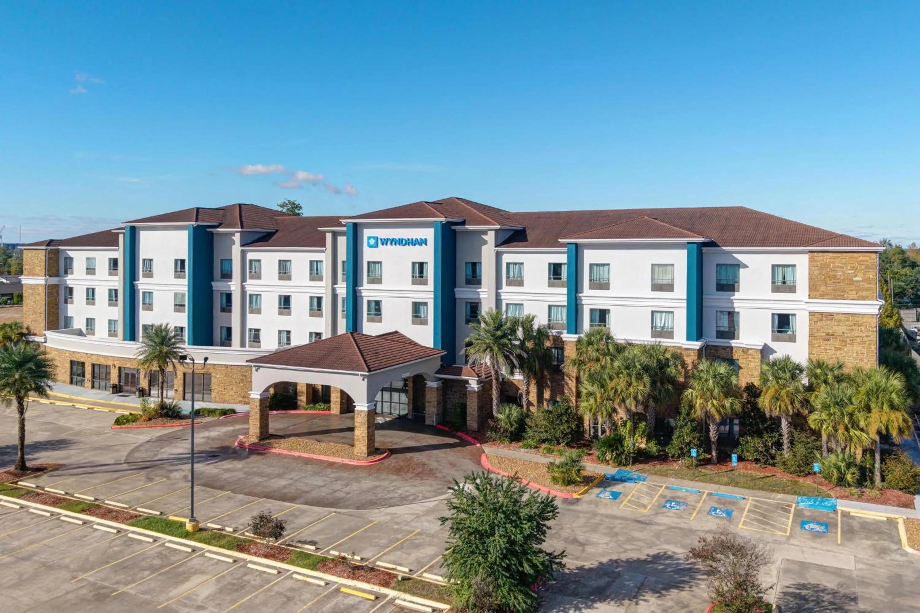 Property building in Wyndham Lake Charles