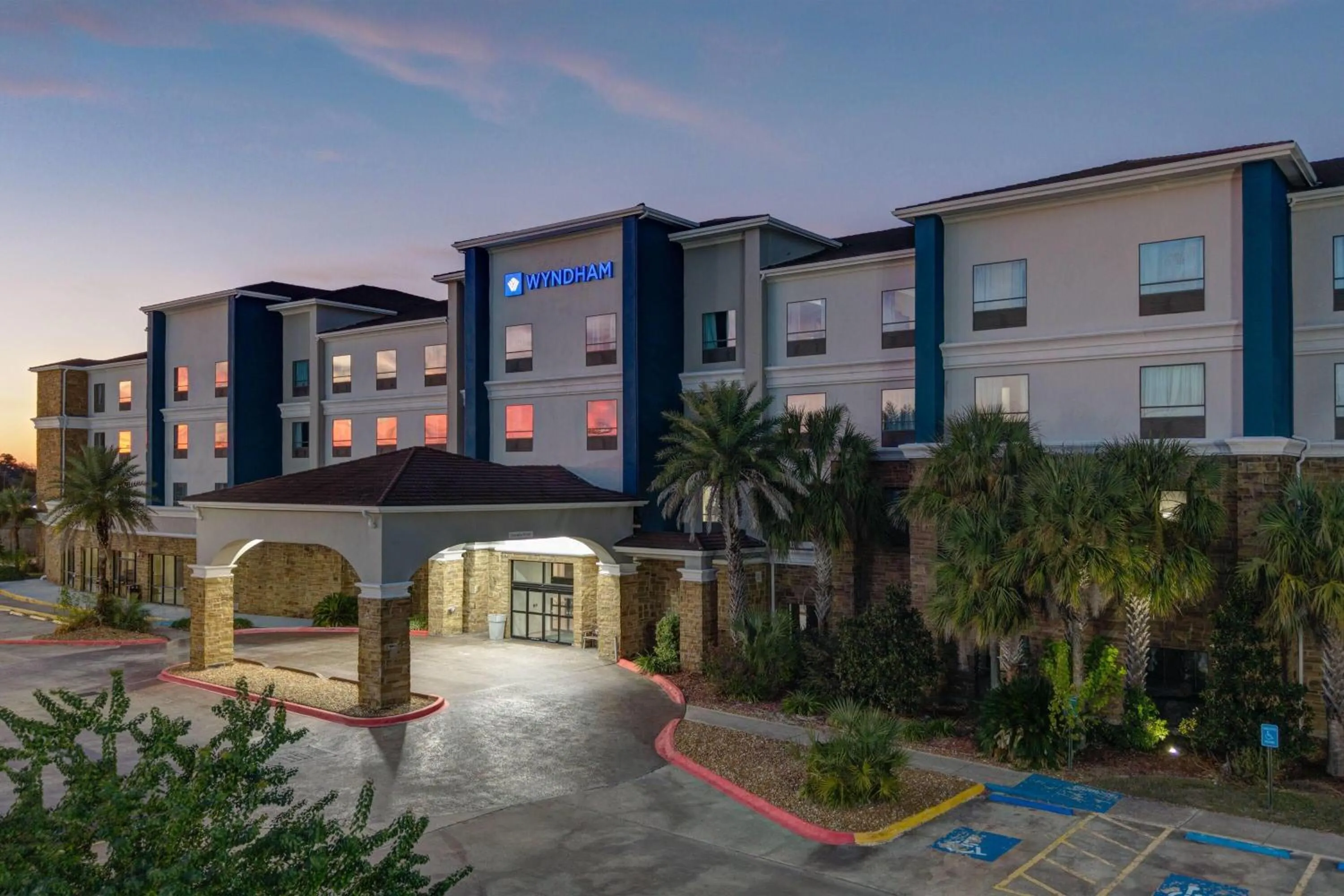 Property building in Wyndham Lake Charles