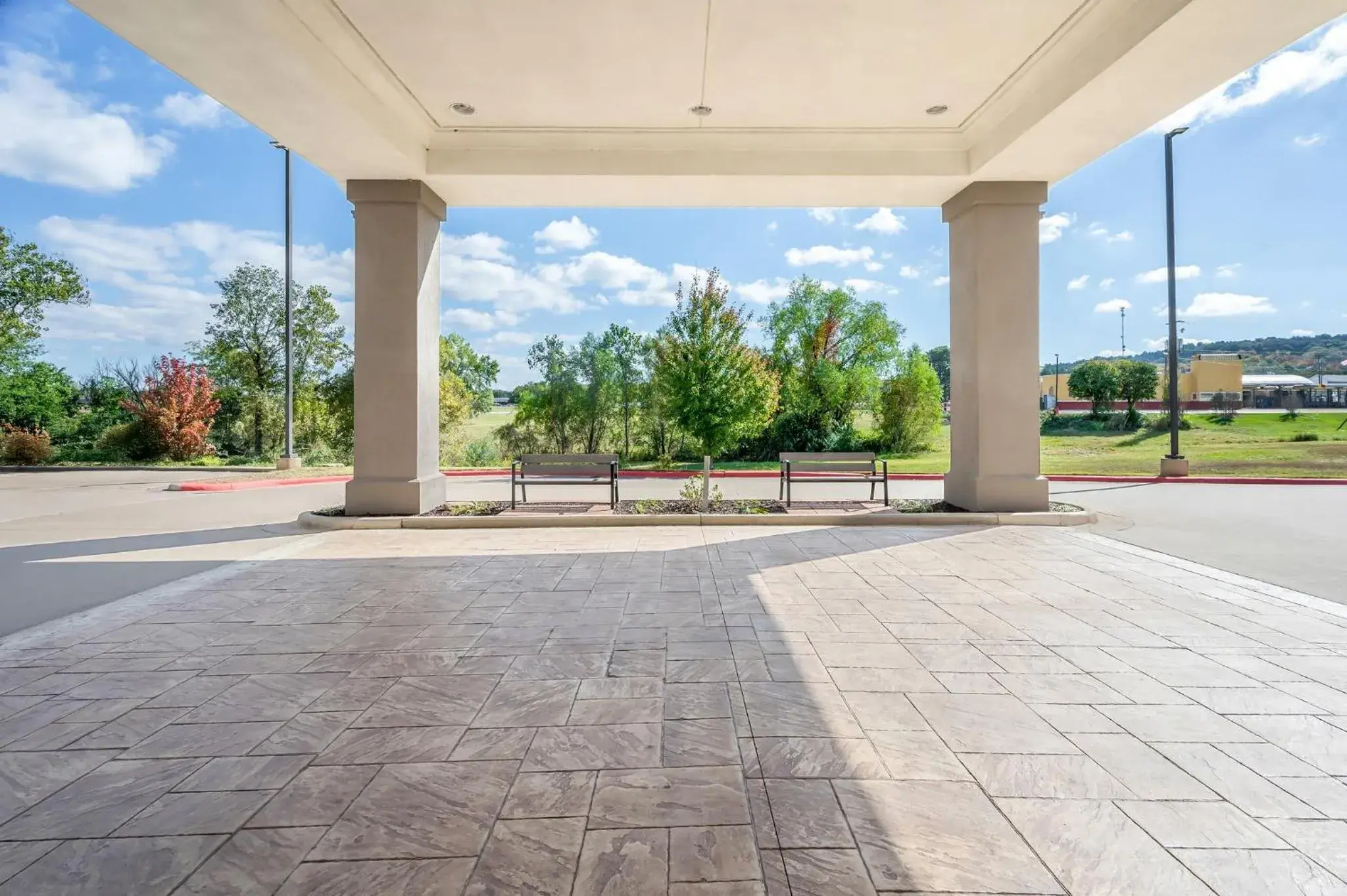 Property building in Holiday Inn Express & Suites Morrilton by IHG Property building in Holiday Inn Express & Suites Morrilton by IHG