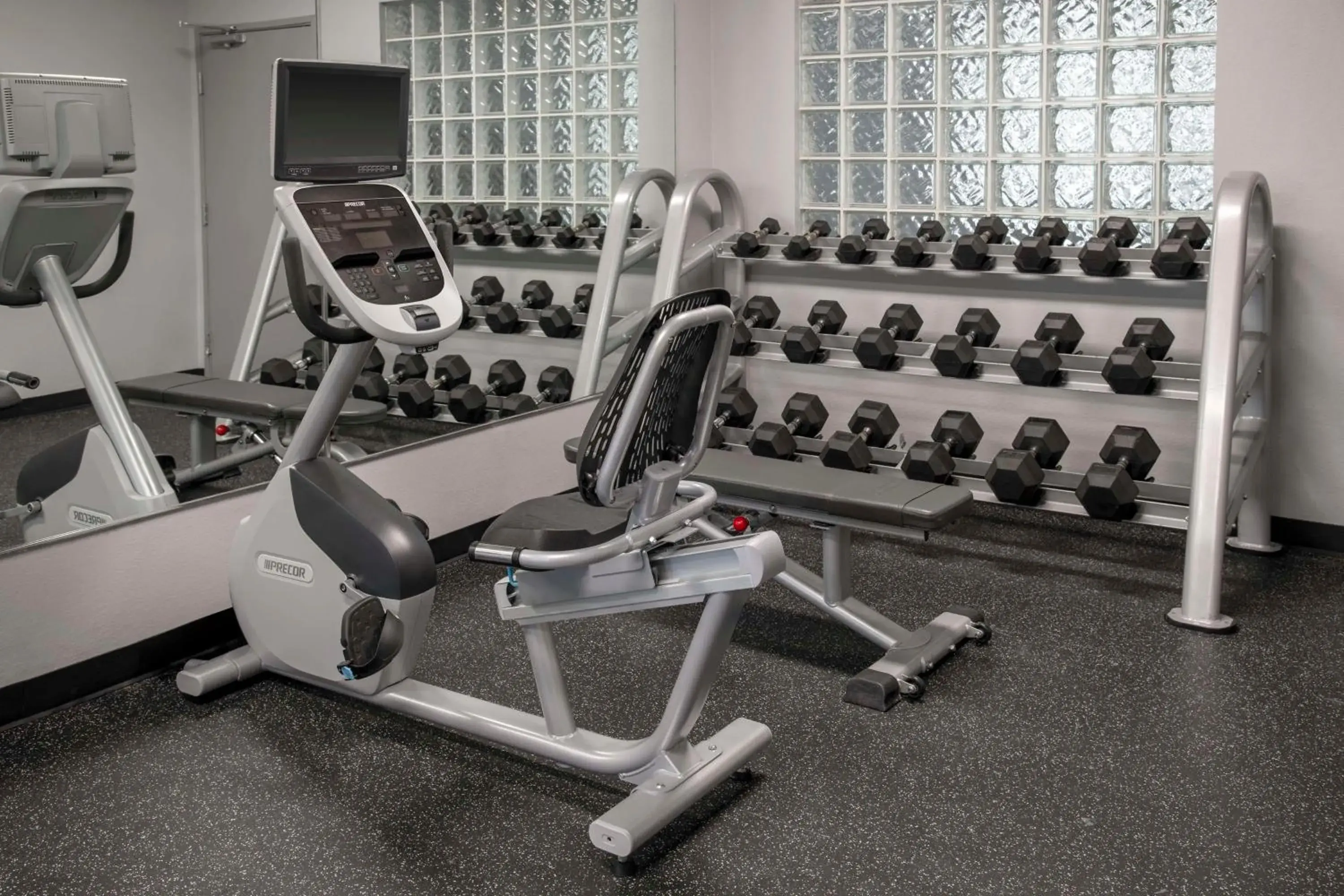 Fitness centre/facilities in Spark By Hilton Lansing Fitness centre/facilities in Spark By Hilton Lansing