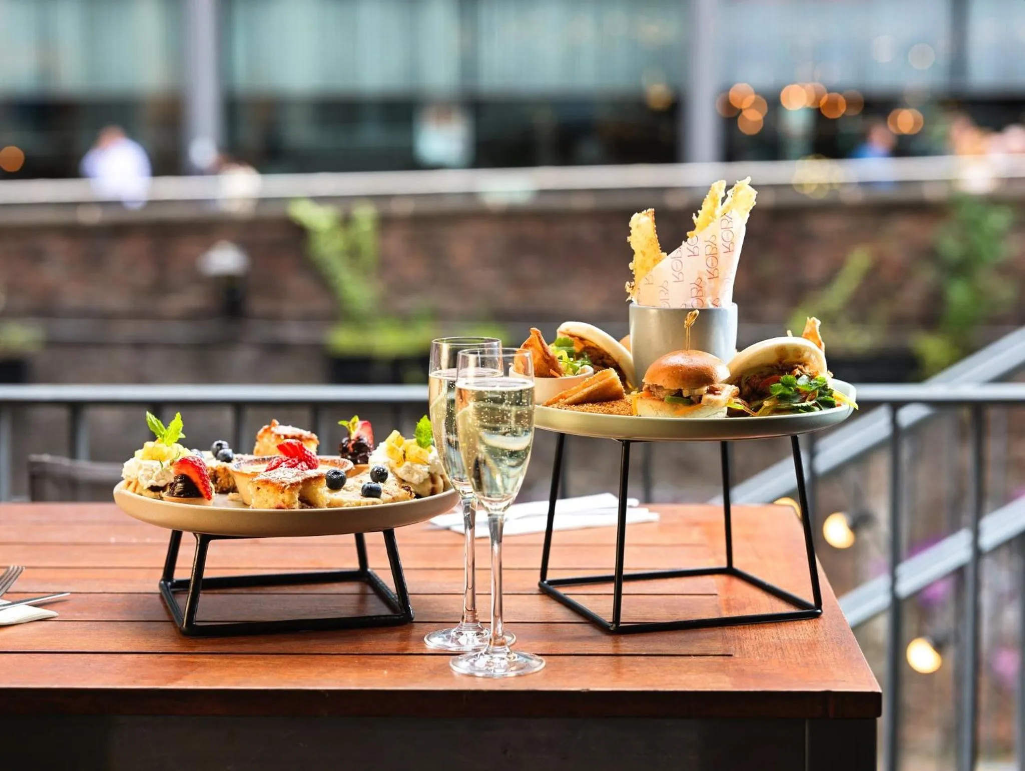 Restaurant/places to eat in Holiday Inn Manchester - City Centre by IHG