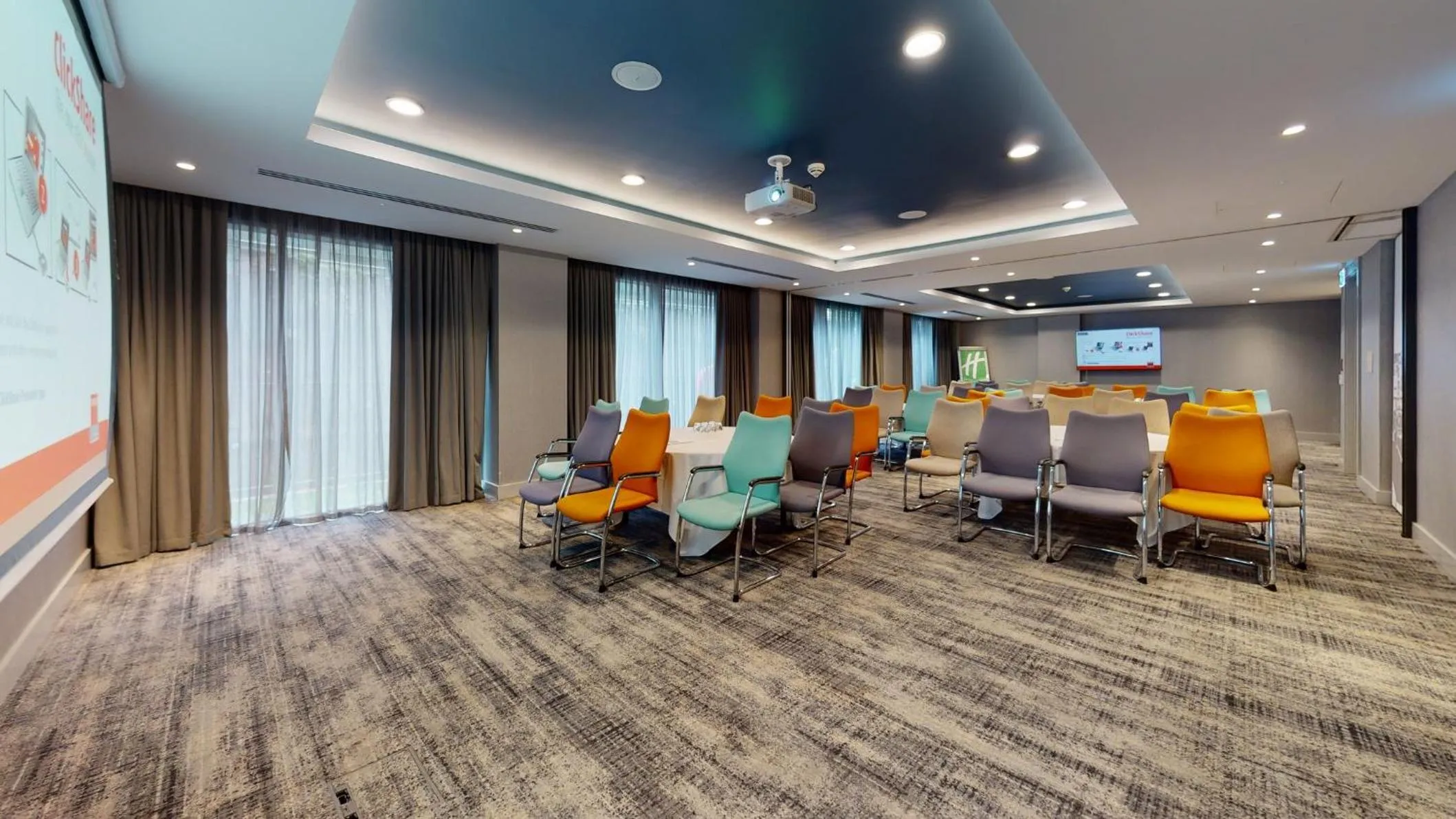 Meeting/conference room in Holiday Inn Manchester - City Centre by IHG