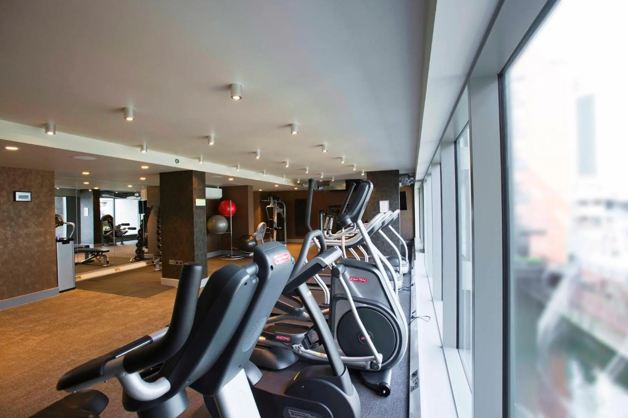 Fitness centre/facilities in Holiday Inn Manchester - City Centre by IHG