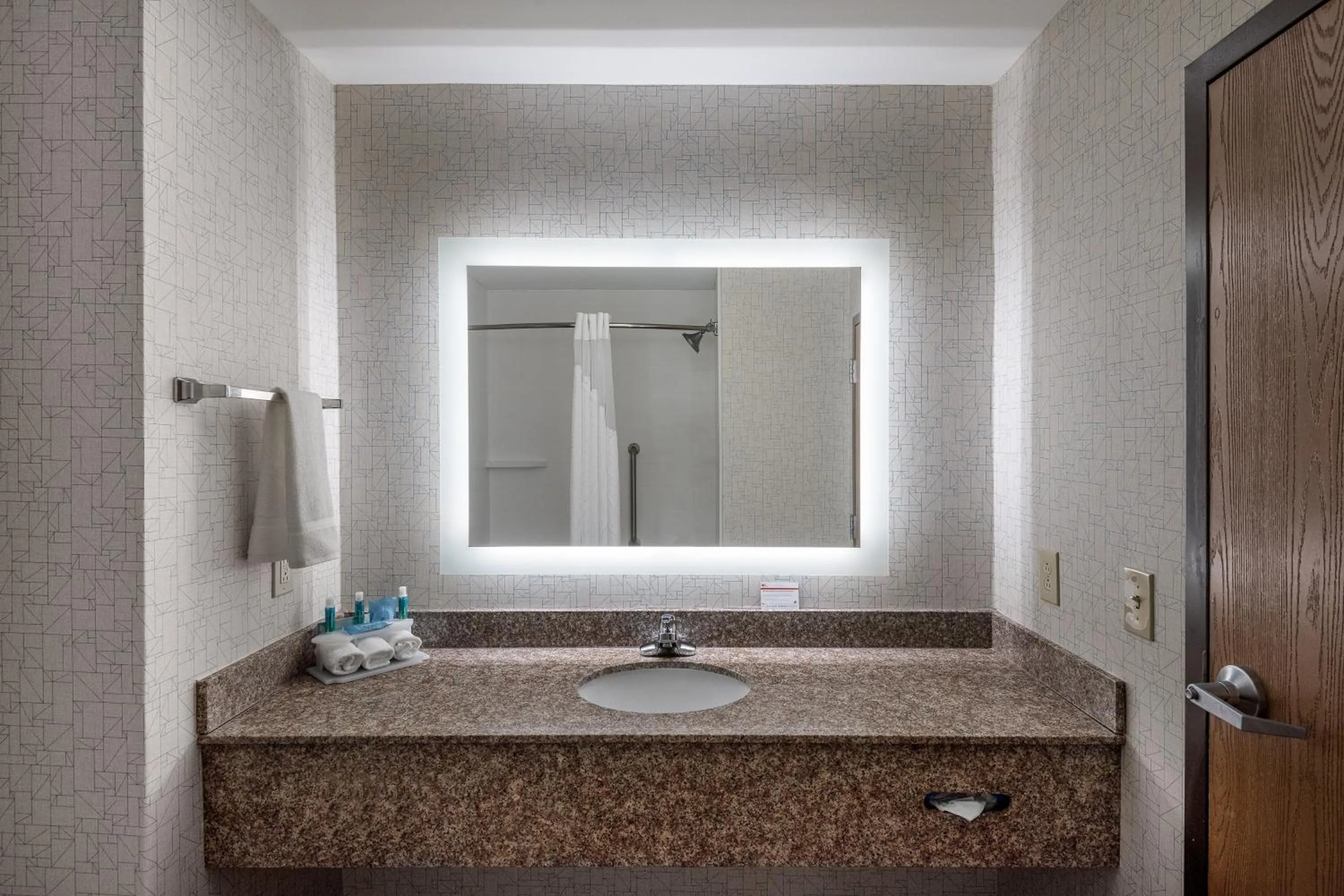 Bathroom in Holiday Inn Express & Suites - Grenada by IHG