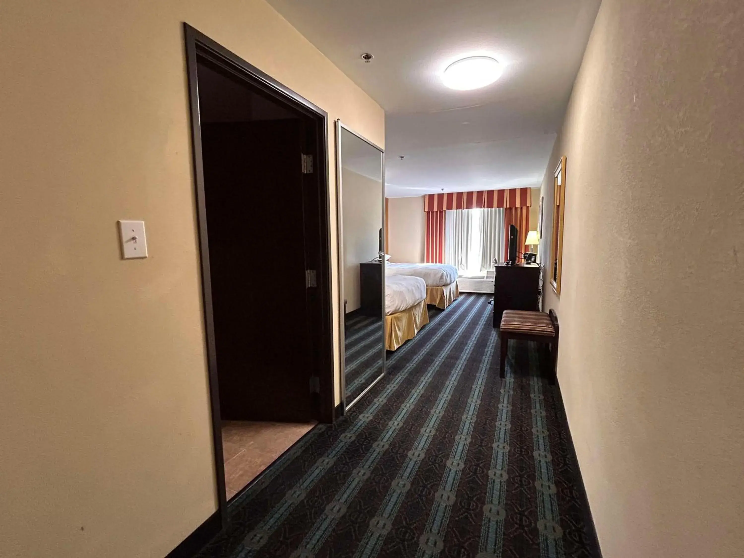 Queen Suite with Two Queen Beds - Non-Smoking in Express Inn Leesville Ft Johnson, SureStay Collection by Best Western Queen Suite with Two Queen Beds - Non-Smoking in Express Inn Leesville Ft Johnson, SureStay Collection by Best Western