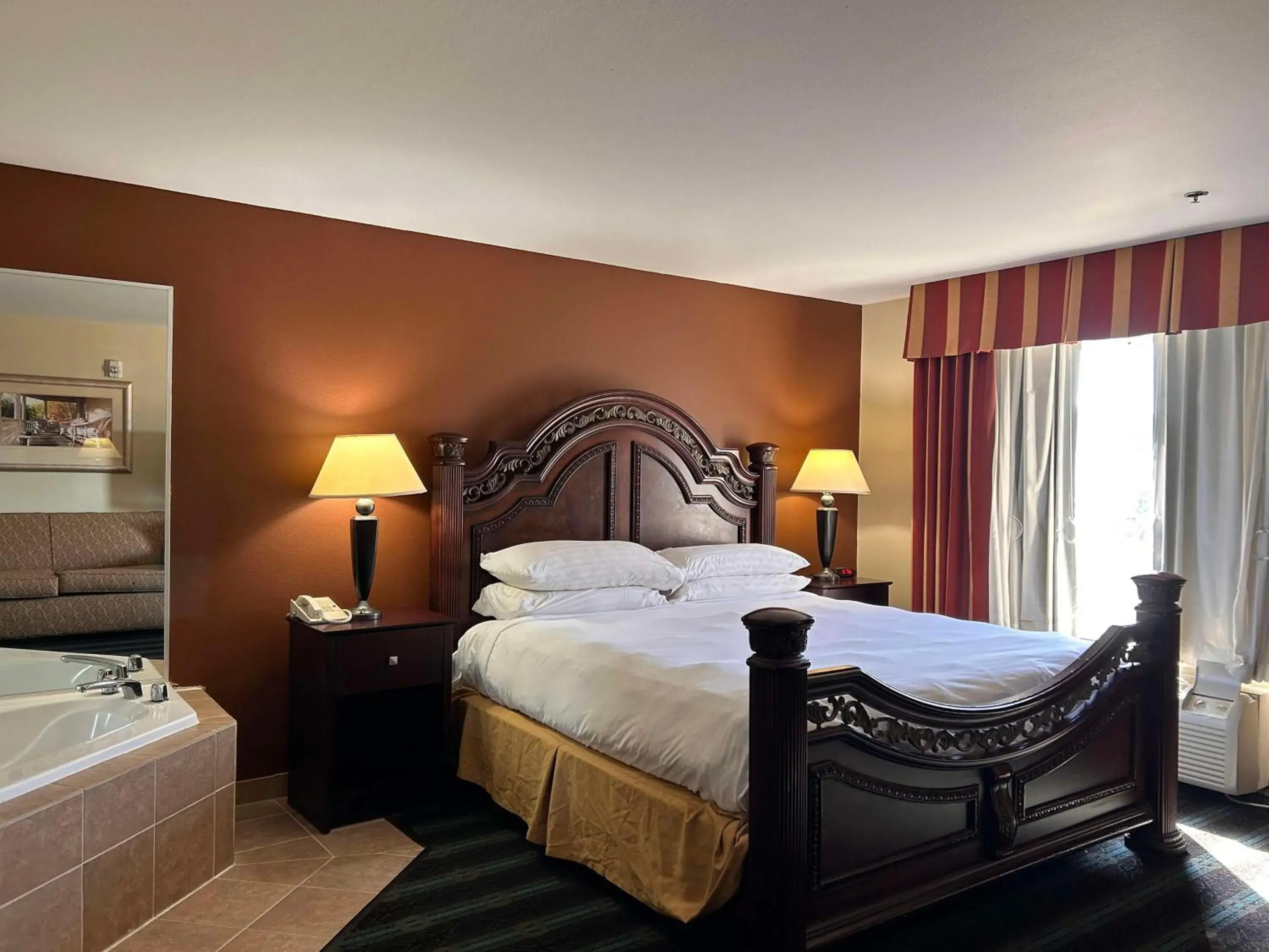 Bedroom, Bed in Express Inn Leesville Ft Johnson, SureStay Collection by Best Western Bedroom, Bed in Express Inn Leesville Ft Johnson, SureStay Collection by Best Western