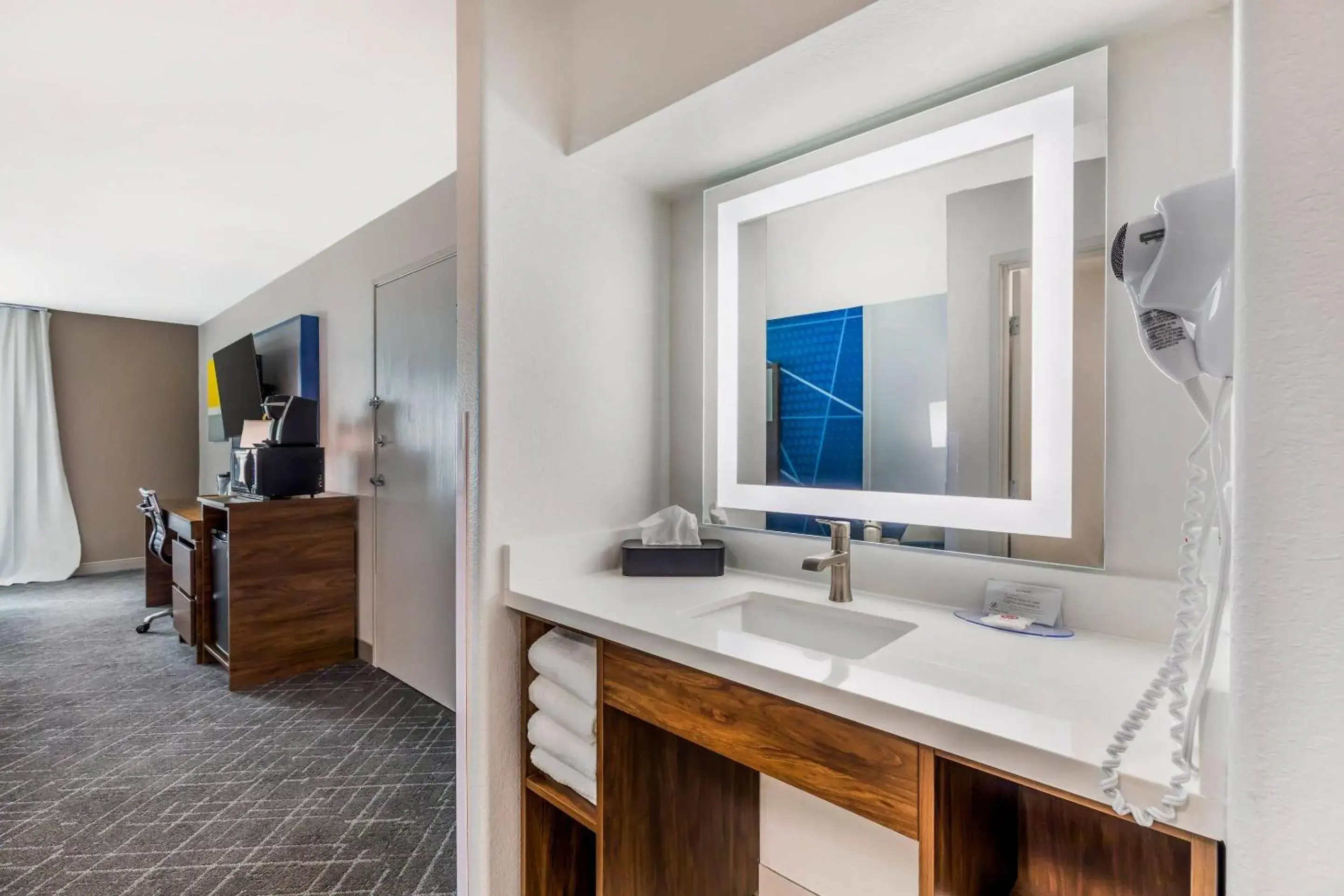 Bedroom in Comfort Inn & Suites Ogallala Bedroom in Comfort Inn & Suites Ogallala