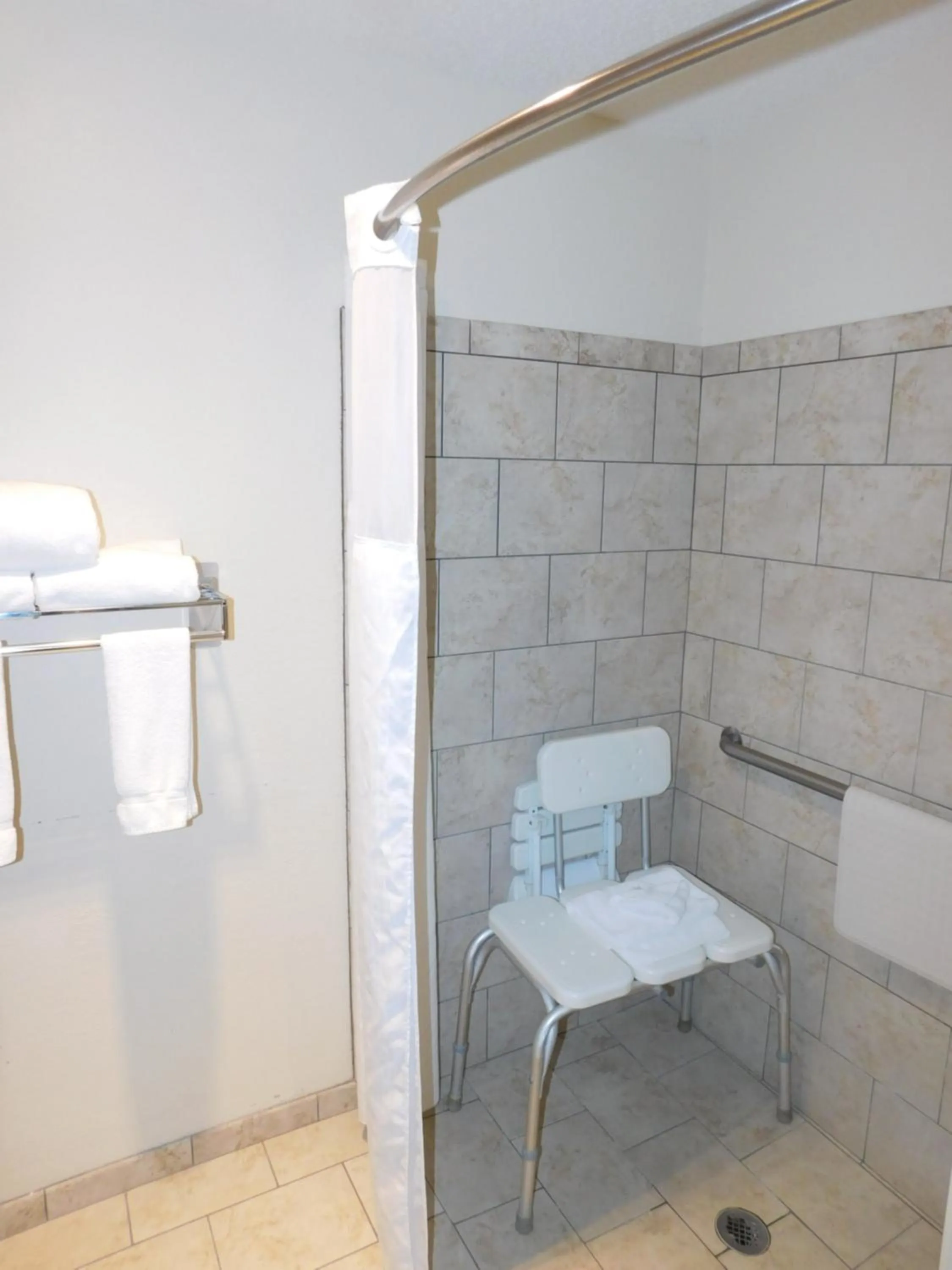 Queen Room with Two Queen Beds and Roll-in Shower - Mobility Accessible/Non-Smoking in Comfort Inn & Suites Ogallala