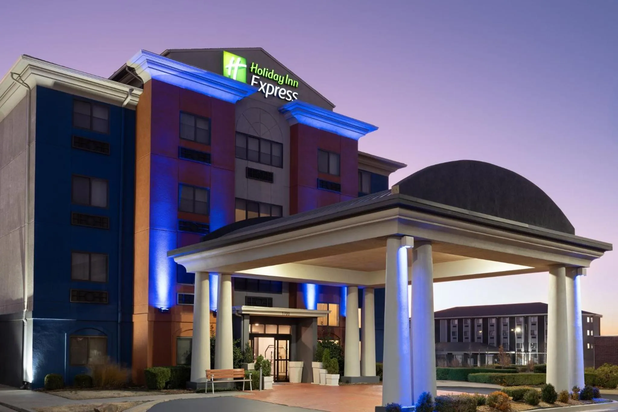 Property building in Holiday Inn Express & Suites Midwest City by IHG