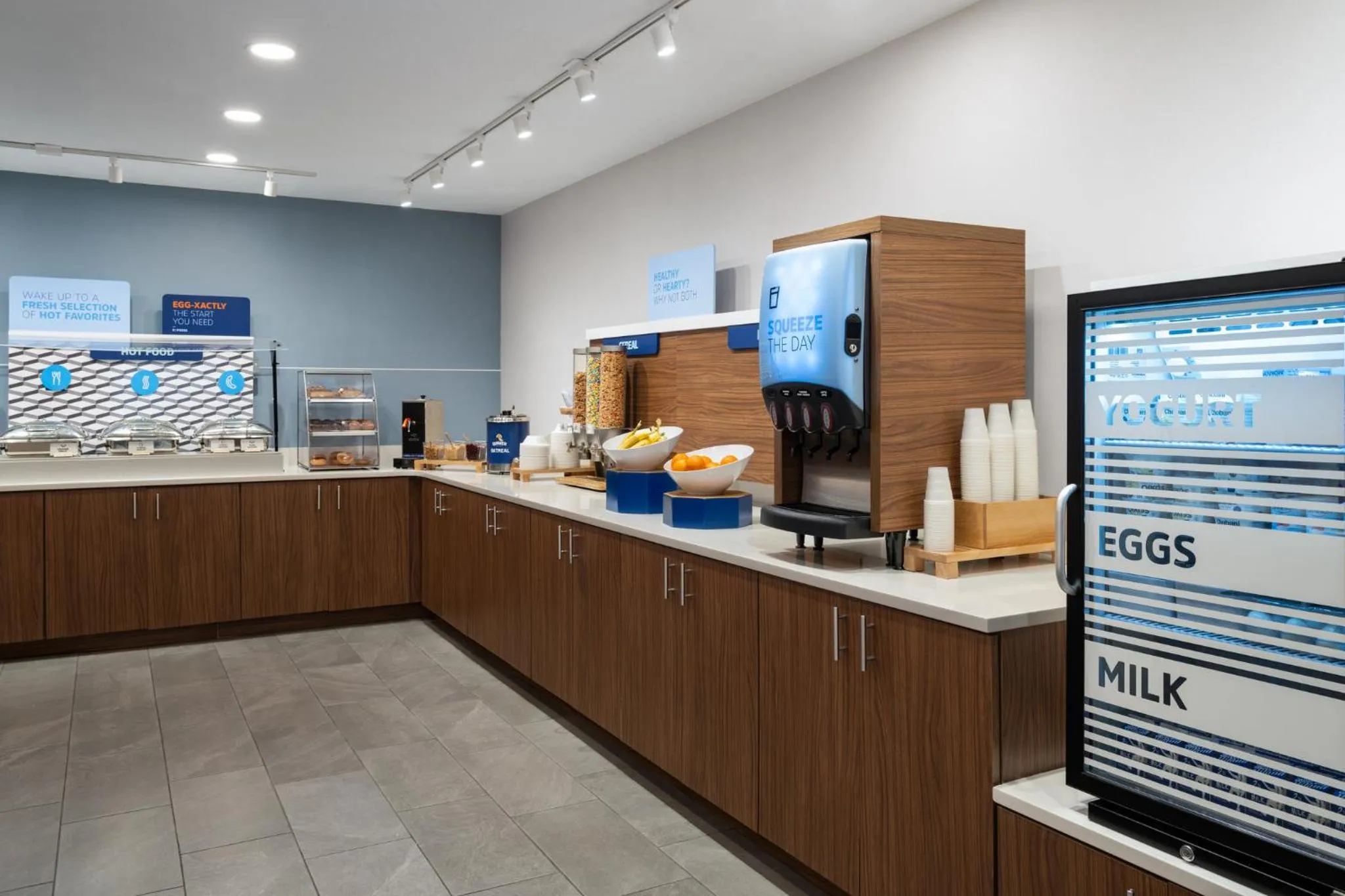 Breakfast in Holiday Inn Express & Suites Midwest City by IHG