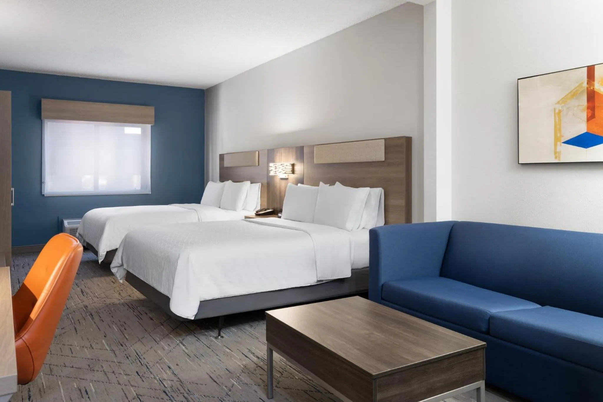 Bedroom, Bed in Holiday Inn Express & Suites Midwest City by IHG
