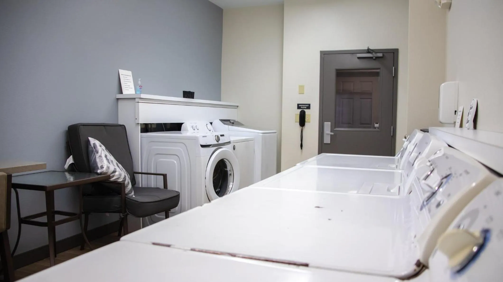 Other, Bed in Candlewood Suites - Peoria at Grand Prairie by IHG