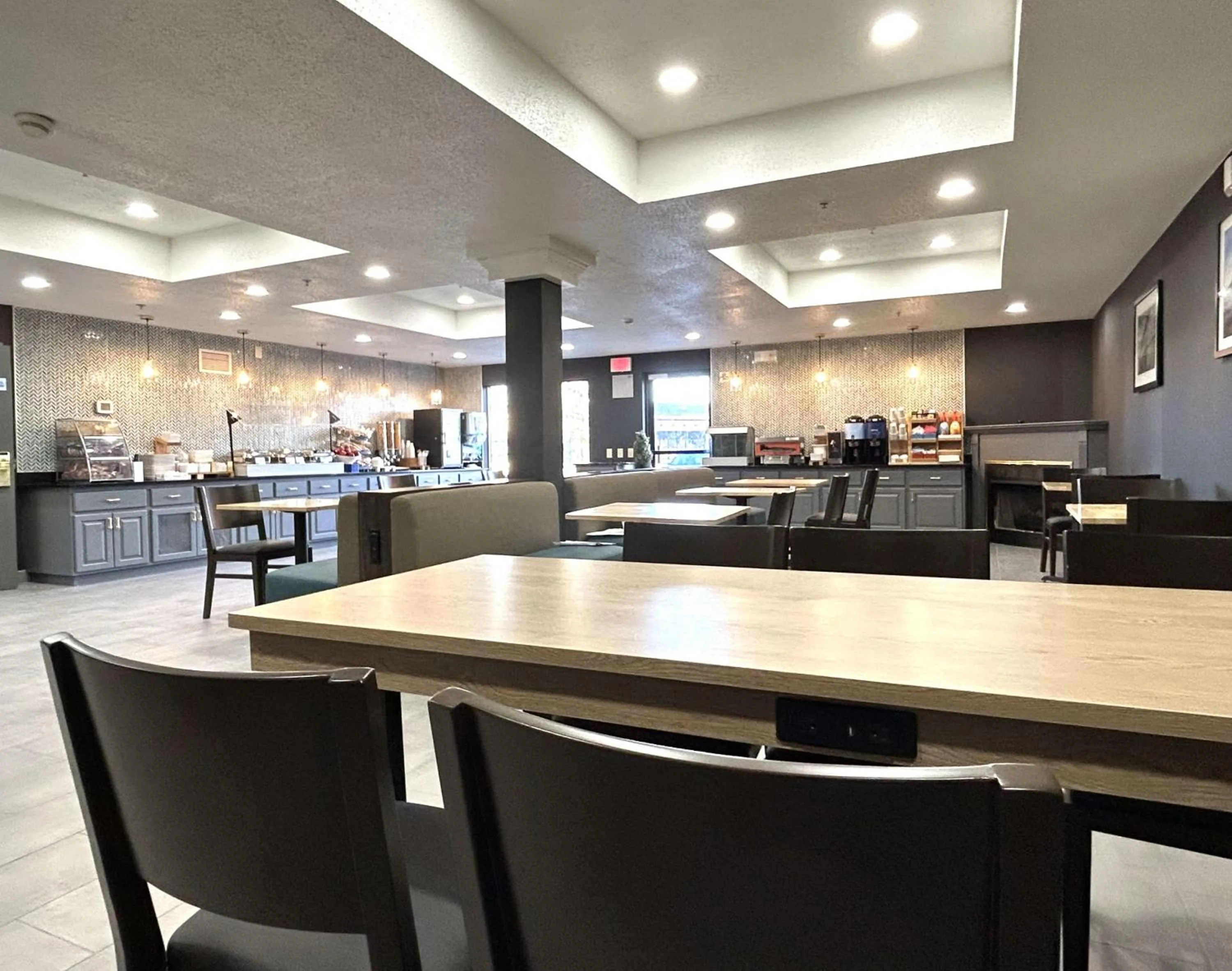 Restaurant/places to eat in Best Western Plus Pocomoke City