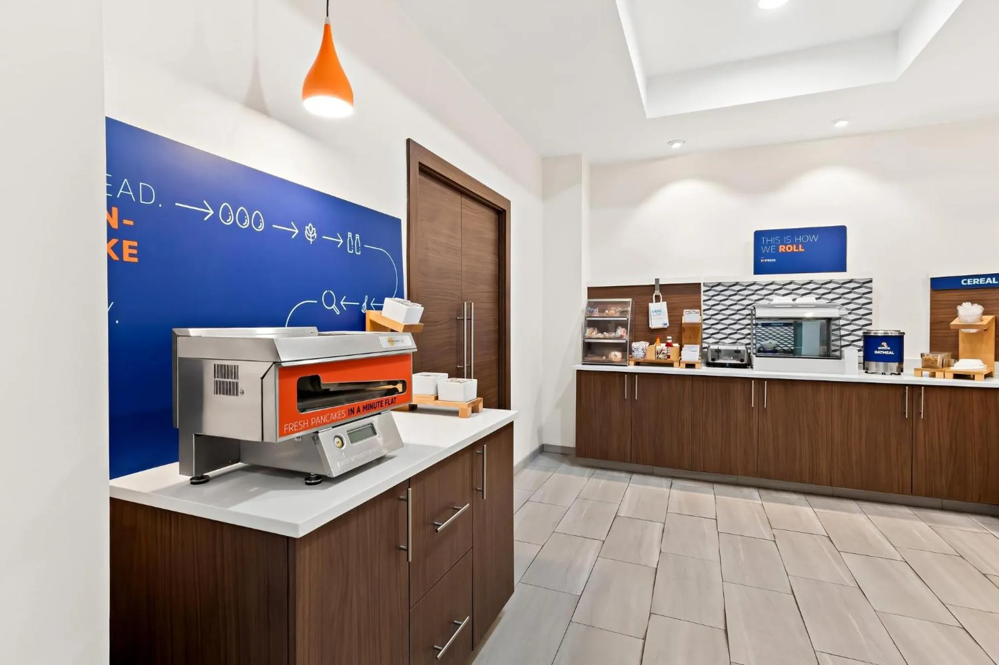 Breakfast in Holiday Inn Express & Suites Perry by IHG