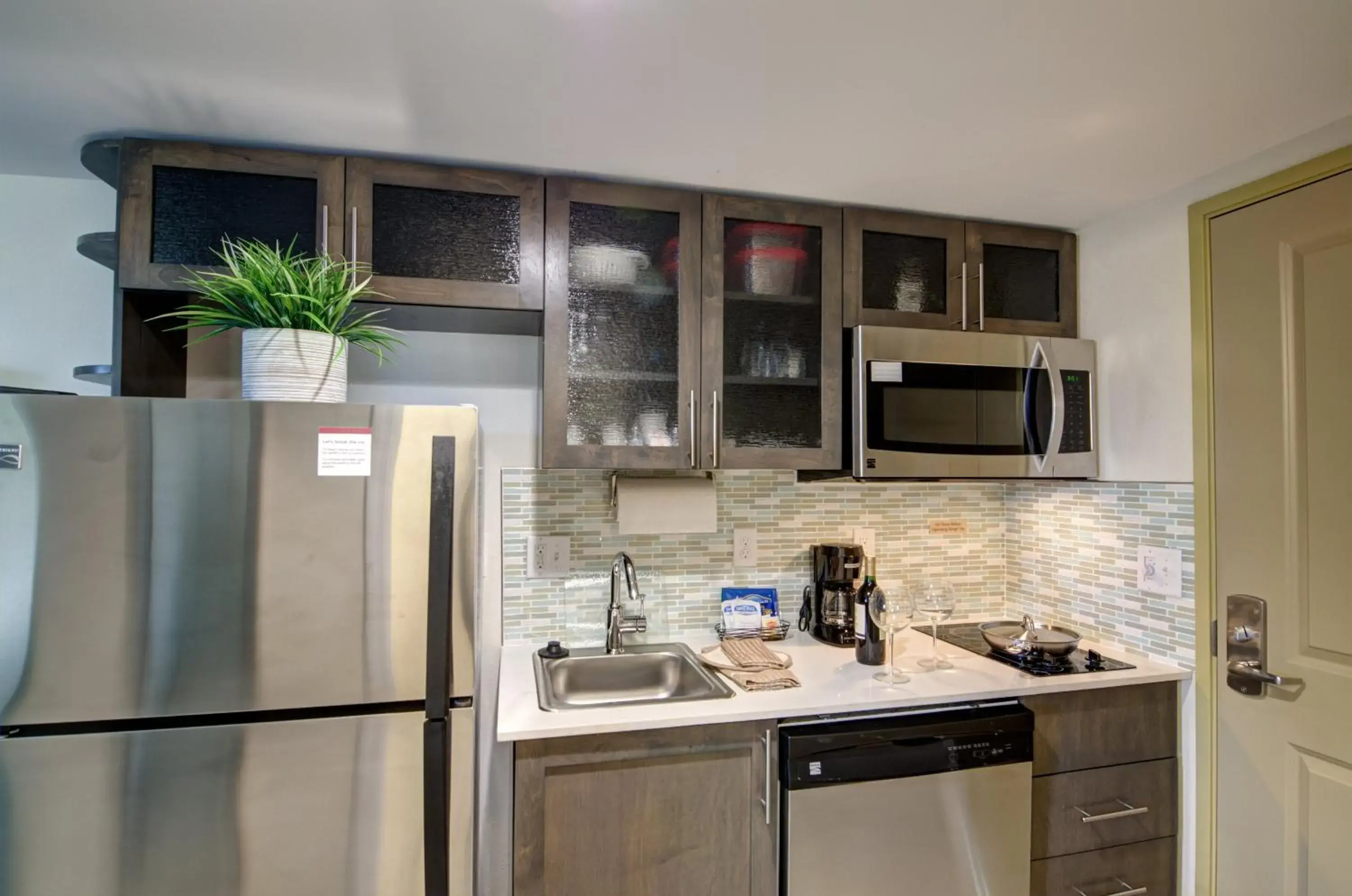 King Studio Suite in Candlewood Suites Richmond - West Broad by IHG King Studio Suite in Candlewood Suites Richmond - West Broad by IHG