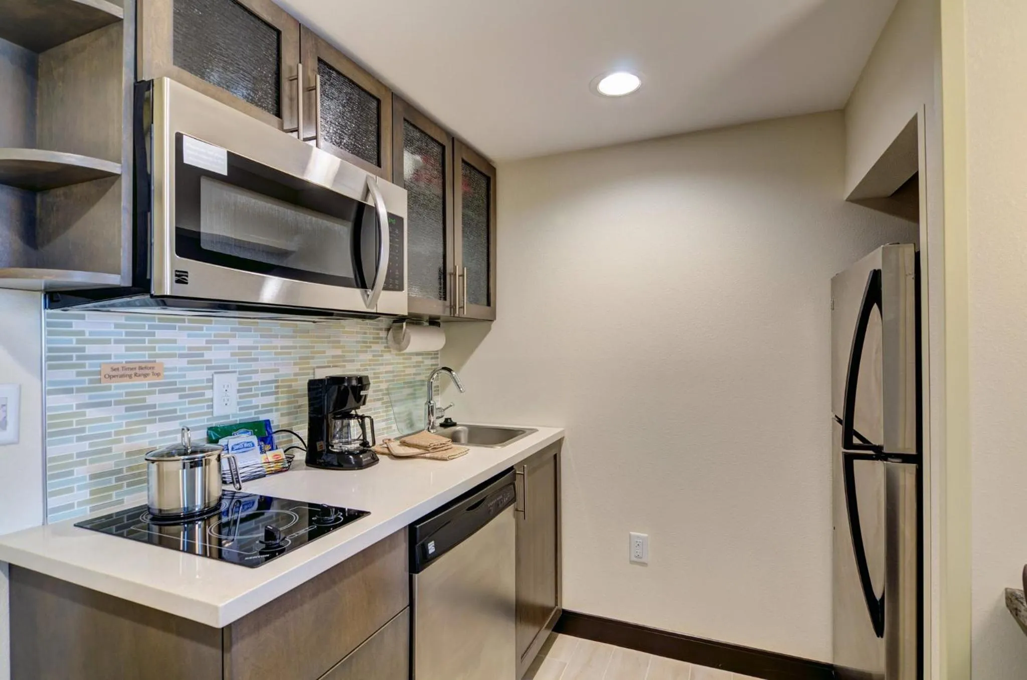 Bedroom in Candlewood Suites Richmond - West Broad by IHG