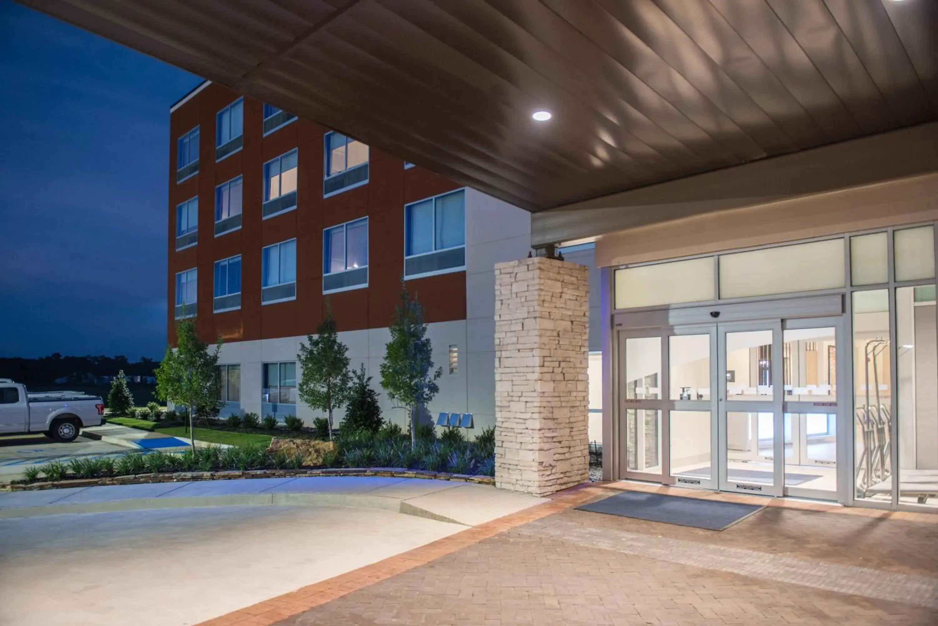 Property building in Holiday Inn Express & Suites Ruston by IHG Property building in Holiday Inn Express & Suites Ruston by IHG