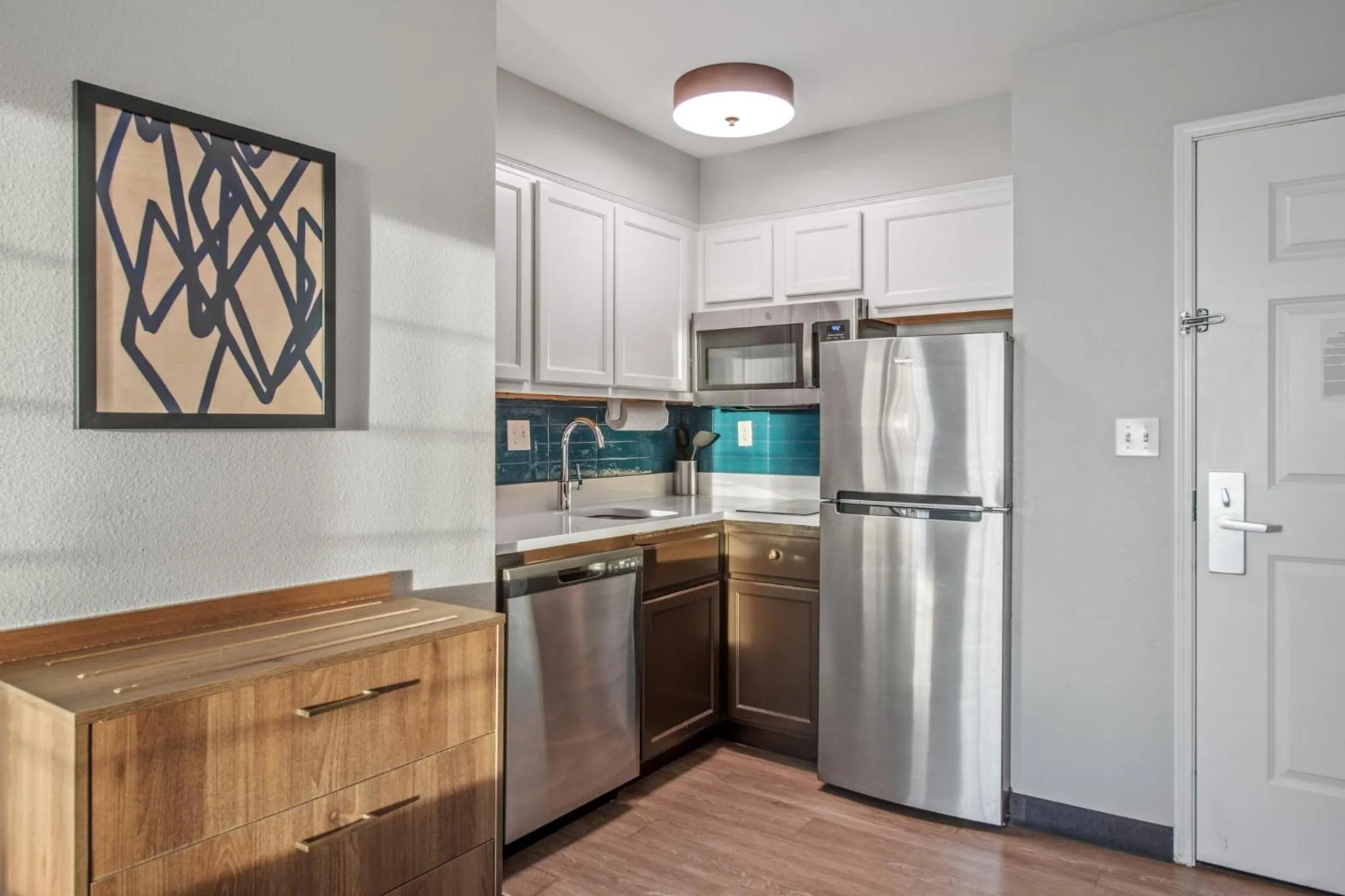 Photo of the whole room in Staybridge Suites Rocklin - Roseville Area by IHG