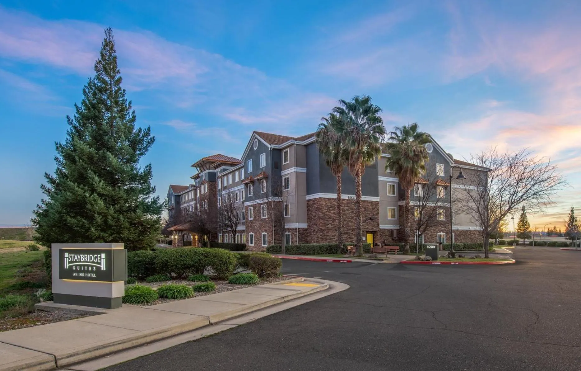 Property building in Staybridge Suites Rocklin - Roseville Area by IHG