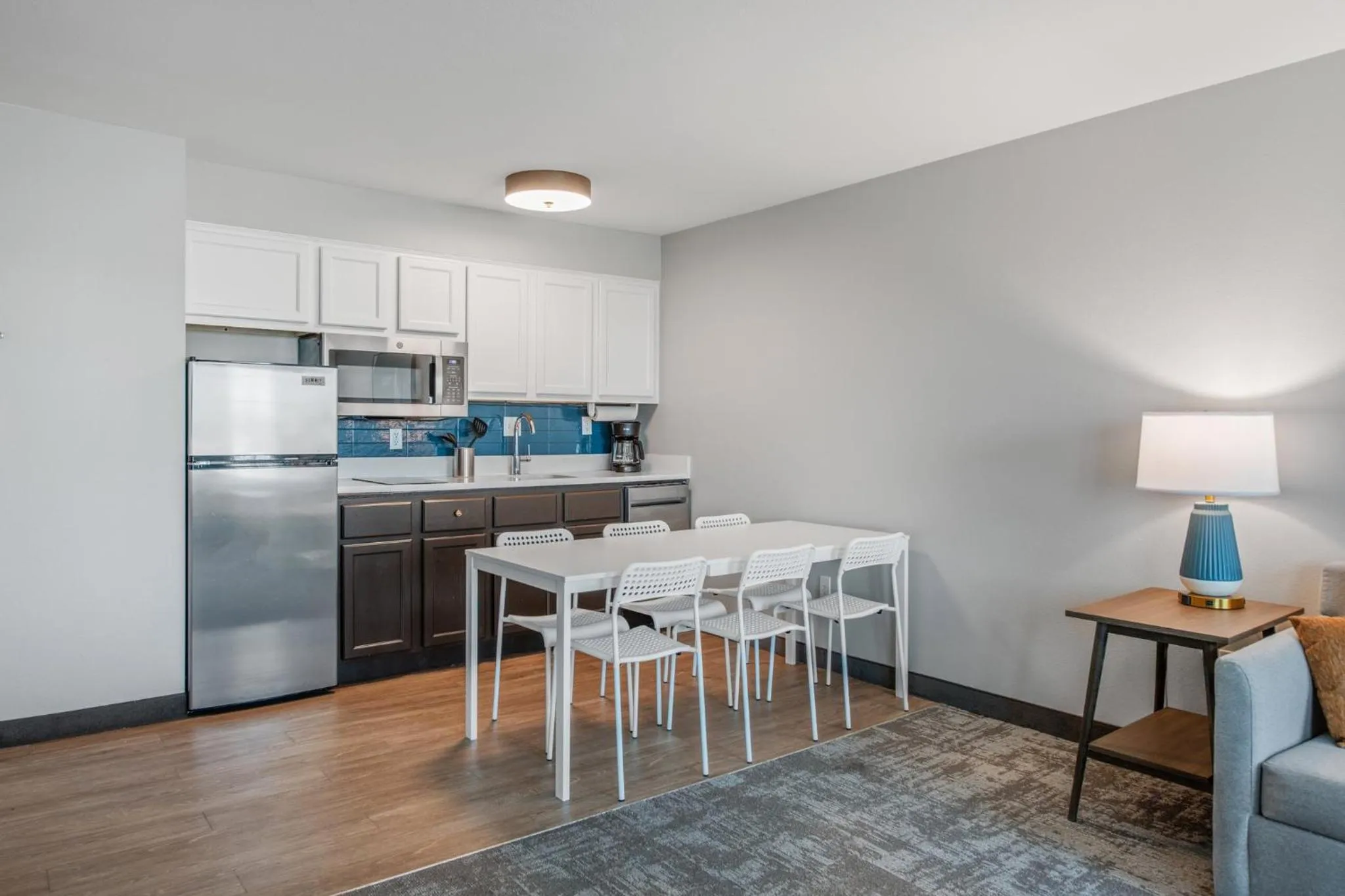 Photo of the whole room in Staybridge Suites Rocklin - Roseville Area by IHG