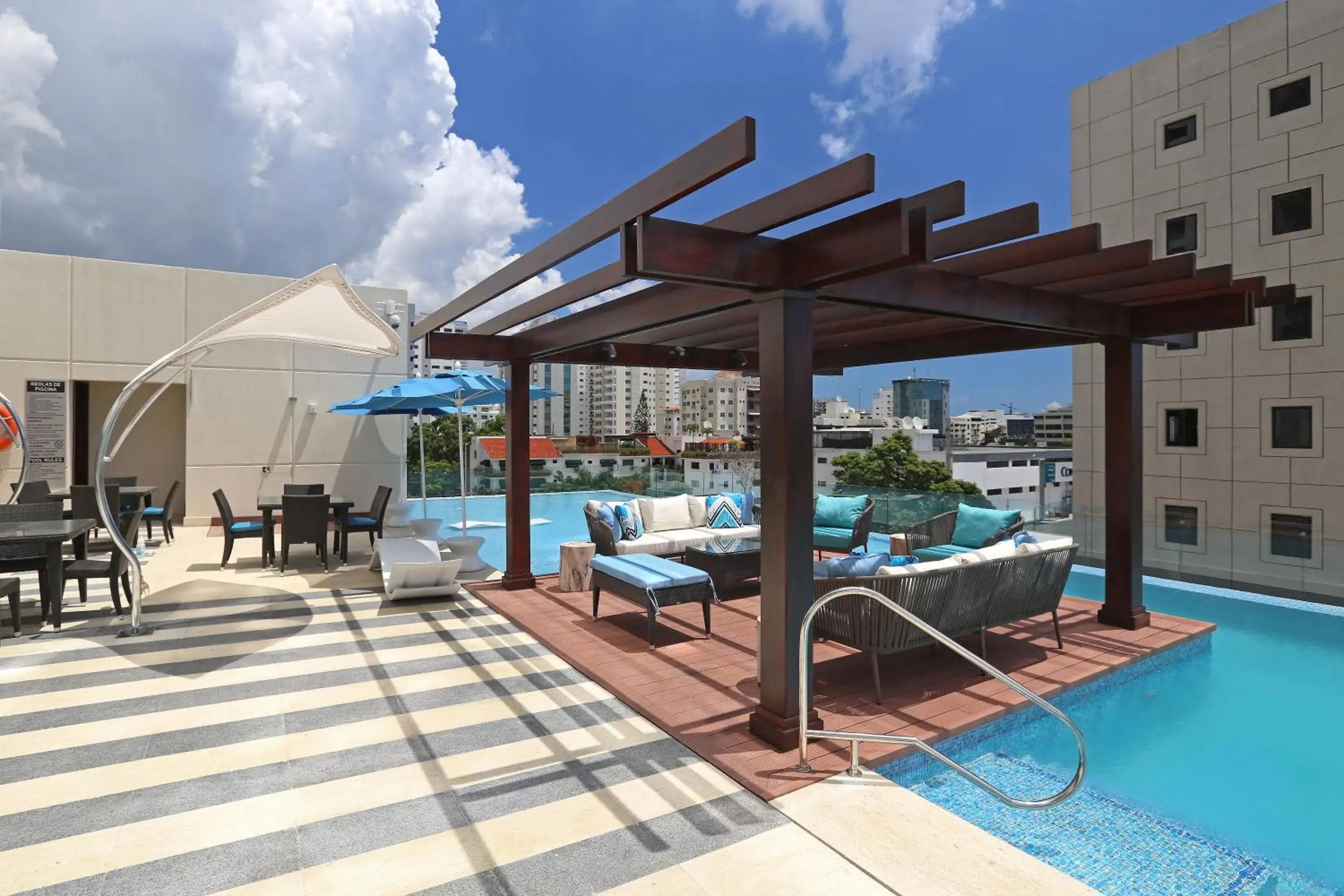 Swimming pool in InterContinental Real Santo Domingo by IHG Swimming pool in InterContinental Real Santo Domingo by IHG