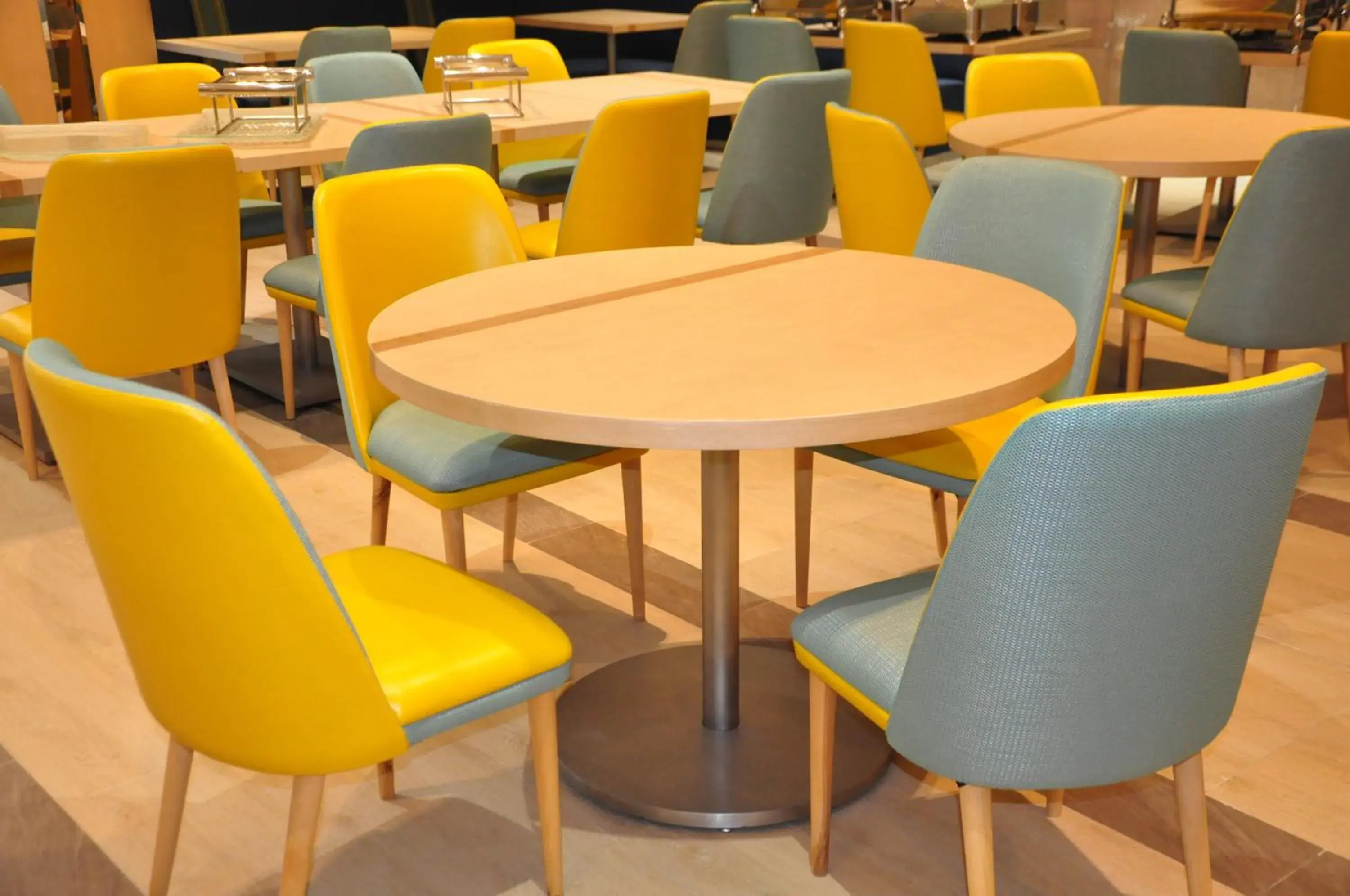 Restaurant/places to eat in Holiday Inn Express Shanghai Zhenping by IHG Restaurant/places to eat in Holiday Inn Express Shanghai Zhenping by IHG