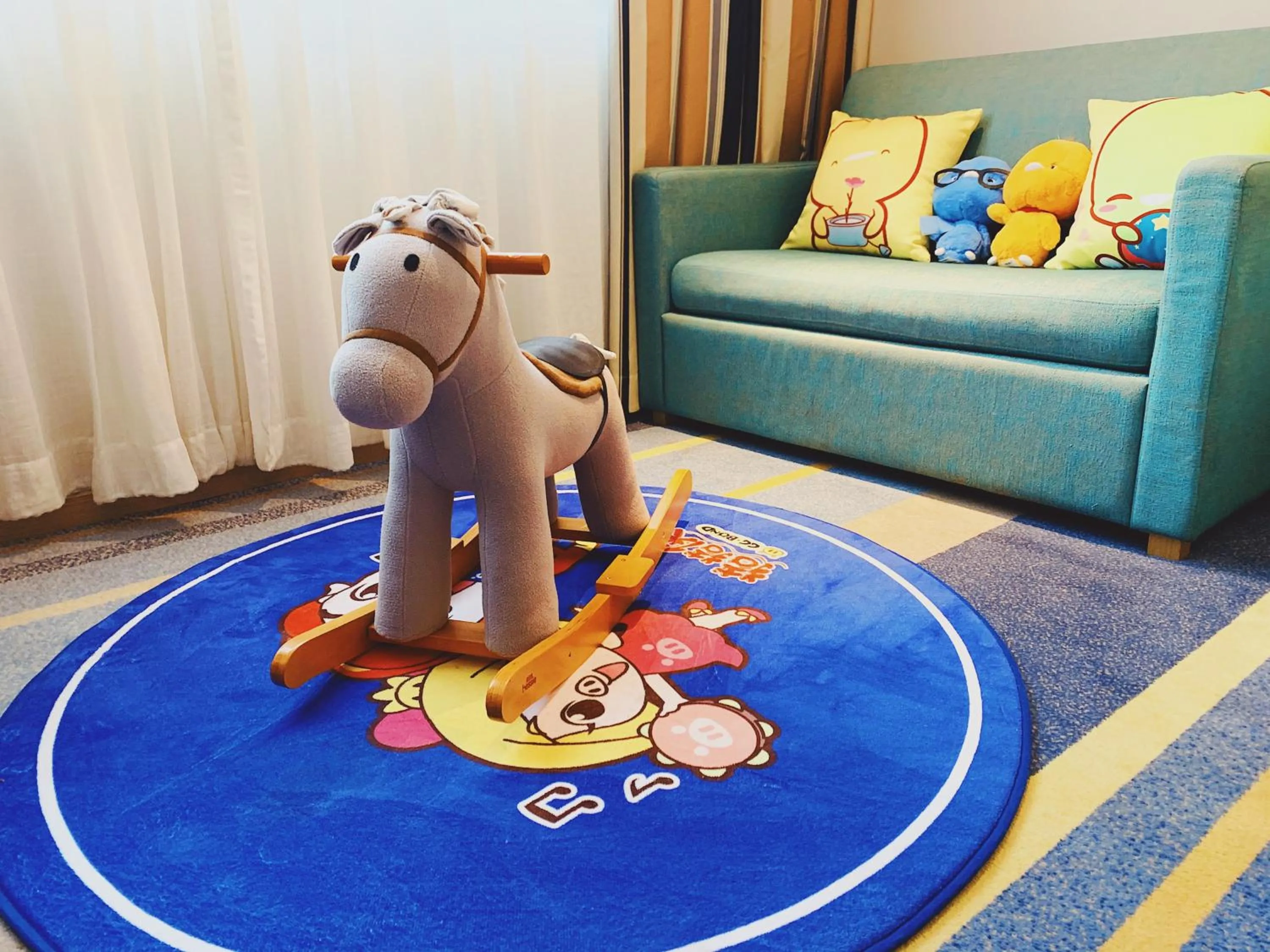 Photo of the whole room in Holiday Inn Express Shanghai Zhenping by IHG