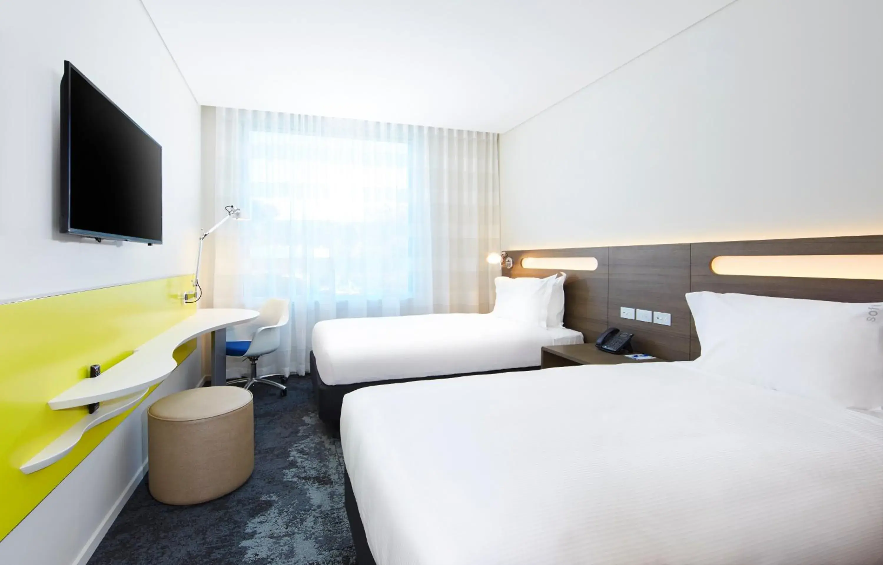 Photo of the whole room, Bed in Holiday Inn Express Sydney Macquarie Park by IHG Photo of the whole room, Bed in Holiday Inn Express Sydney Macquarie Park by IHG